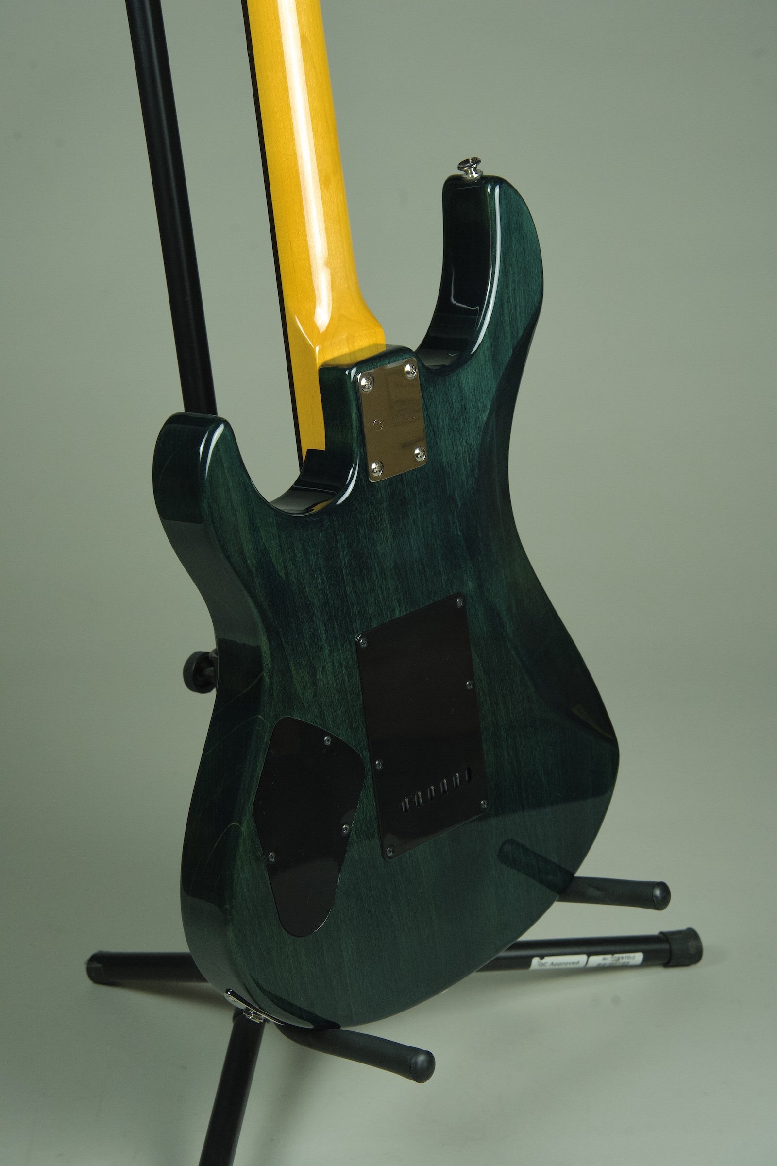 Yamaha Pacifica PAC612VIIFM Electric Guitar - Indigo Blue17.jpeg