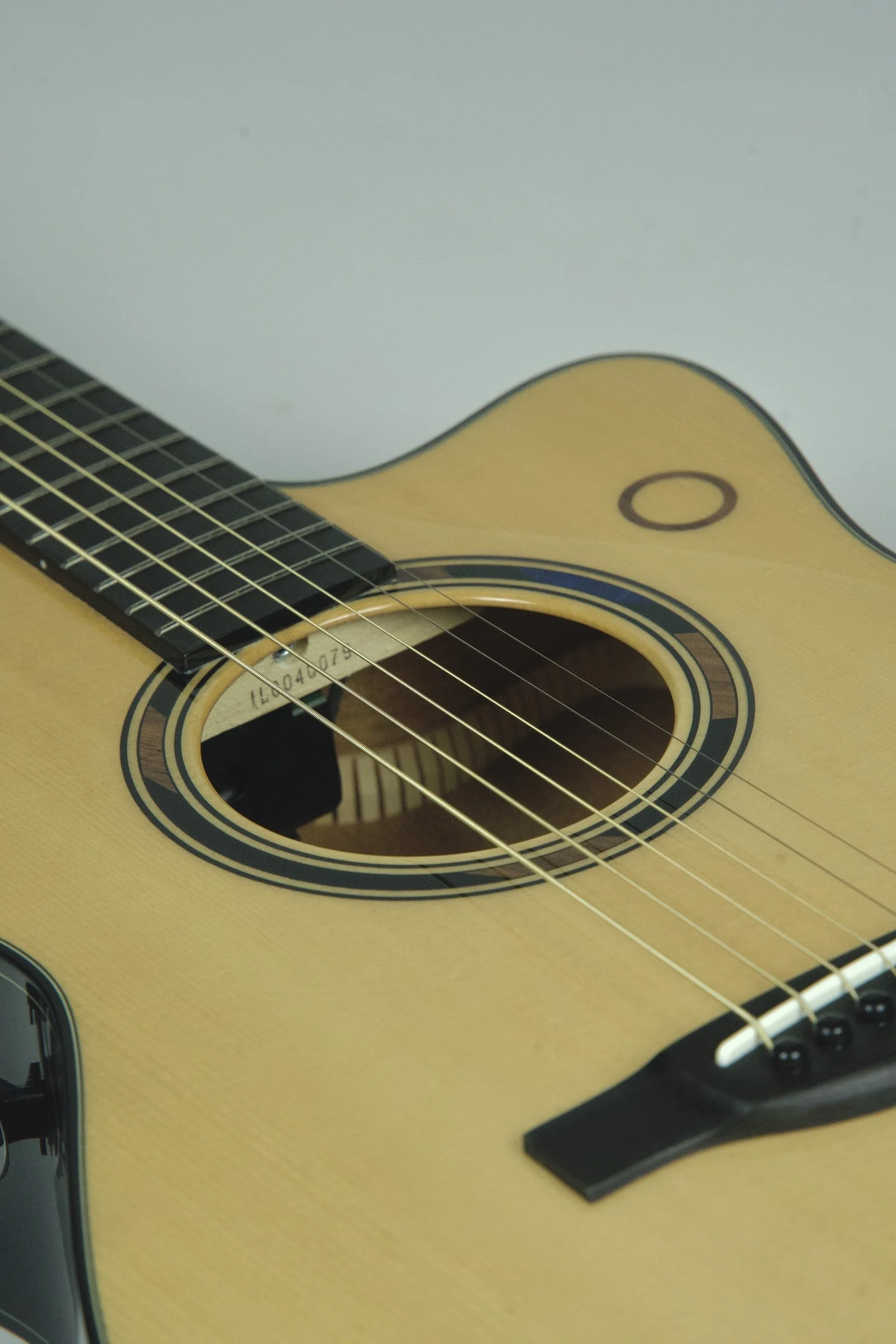 Yamaha TransAcoustic TAS3C Acoustic Electric Guitar21.jpeg