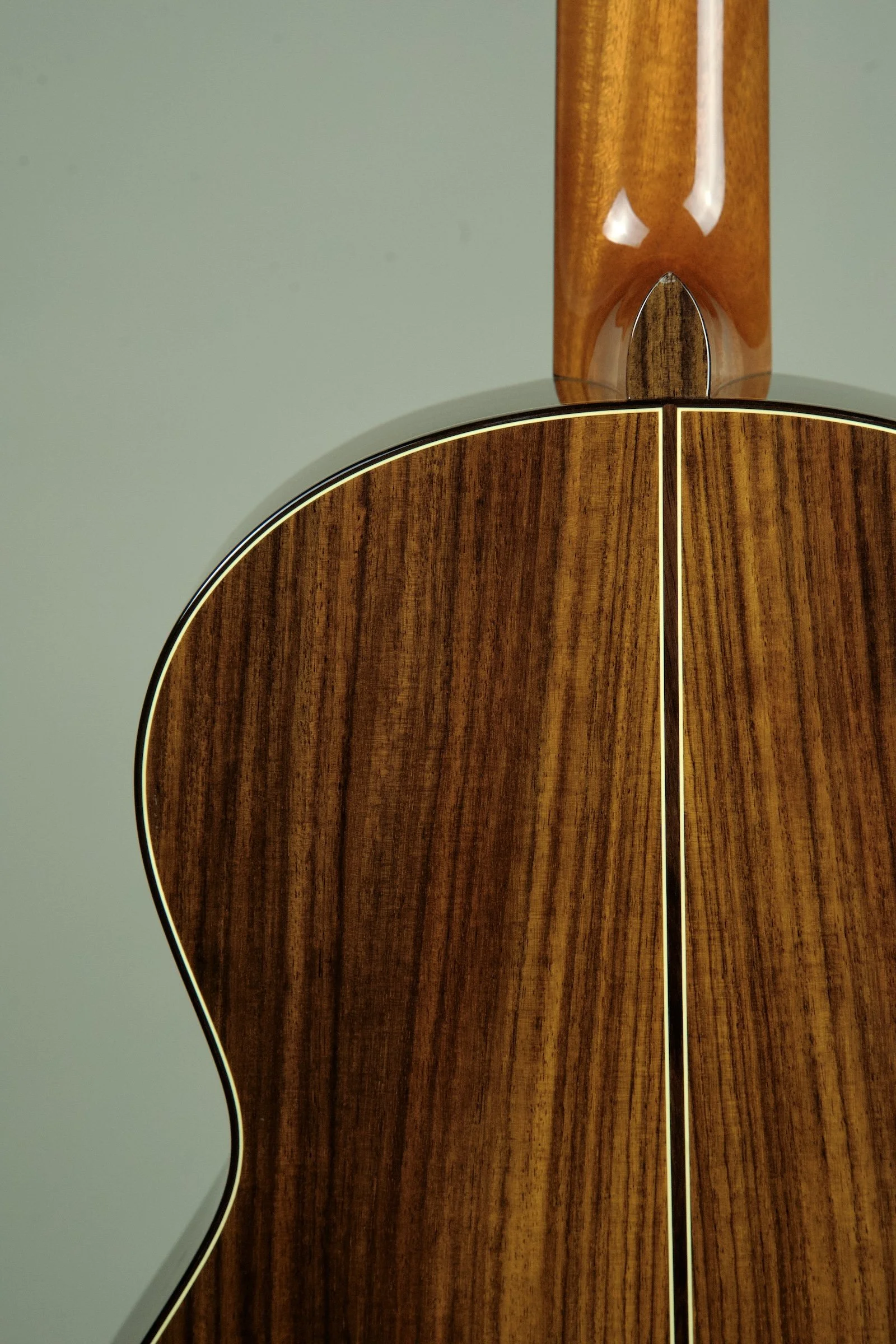 Used Alvarez CYM75 Classical Guitar12.jpeg