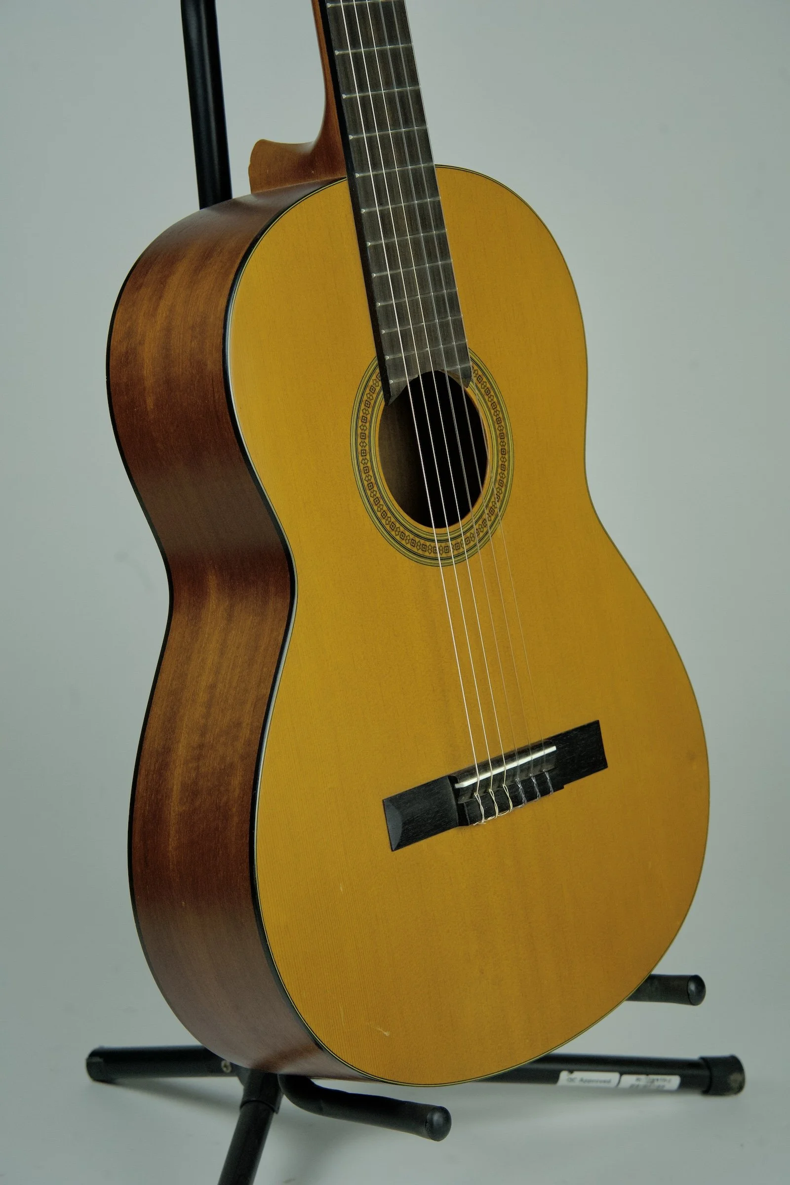 Yamaha CG-40 MA Classical Guitar 13.jpeg