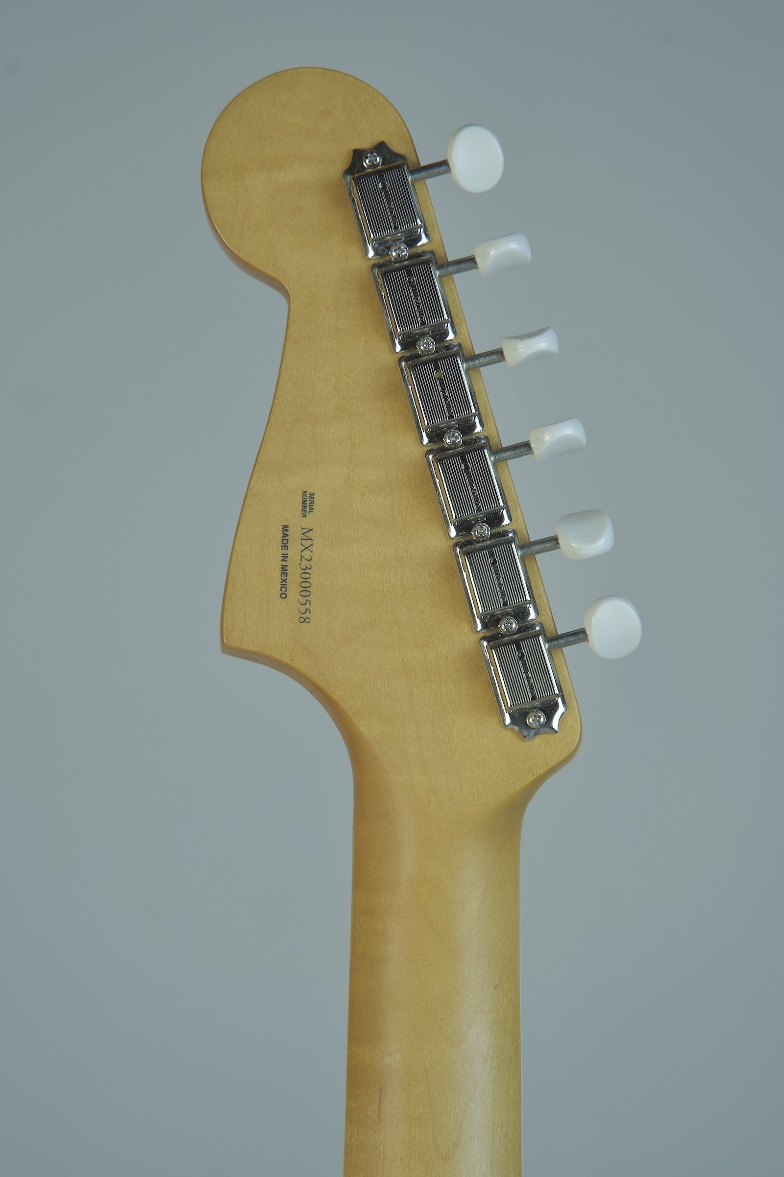Used Fender Gold Foil Jazzmaster Electric Guitar 8.jpeg