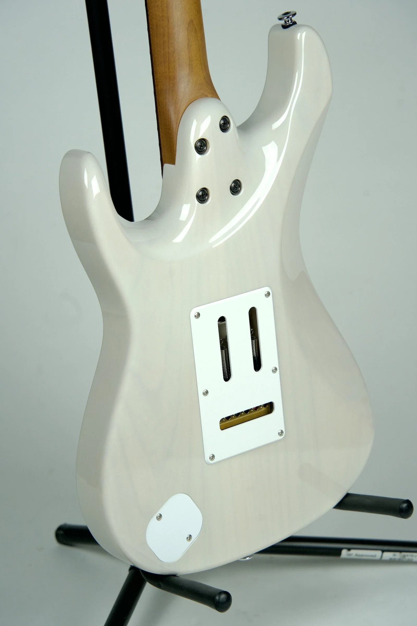 Ibanez Prestige AZ2204N Electric Guitar - Antique White Blonde17.jpeg