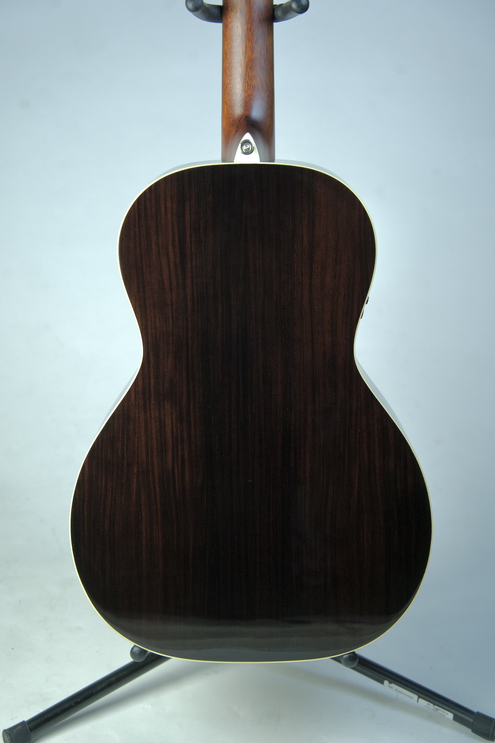 Alvarez Artist AP70e Acoustic Guitar5.jpeg