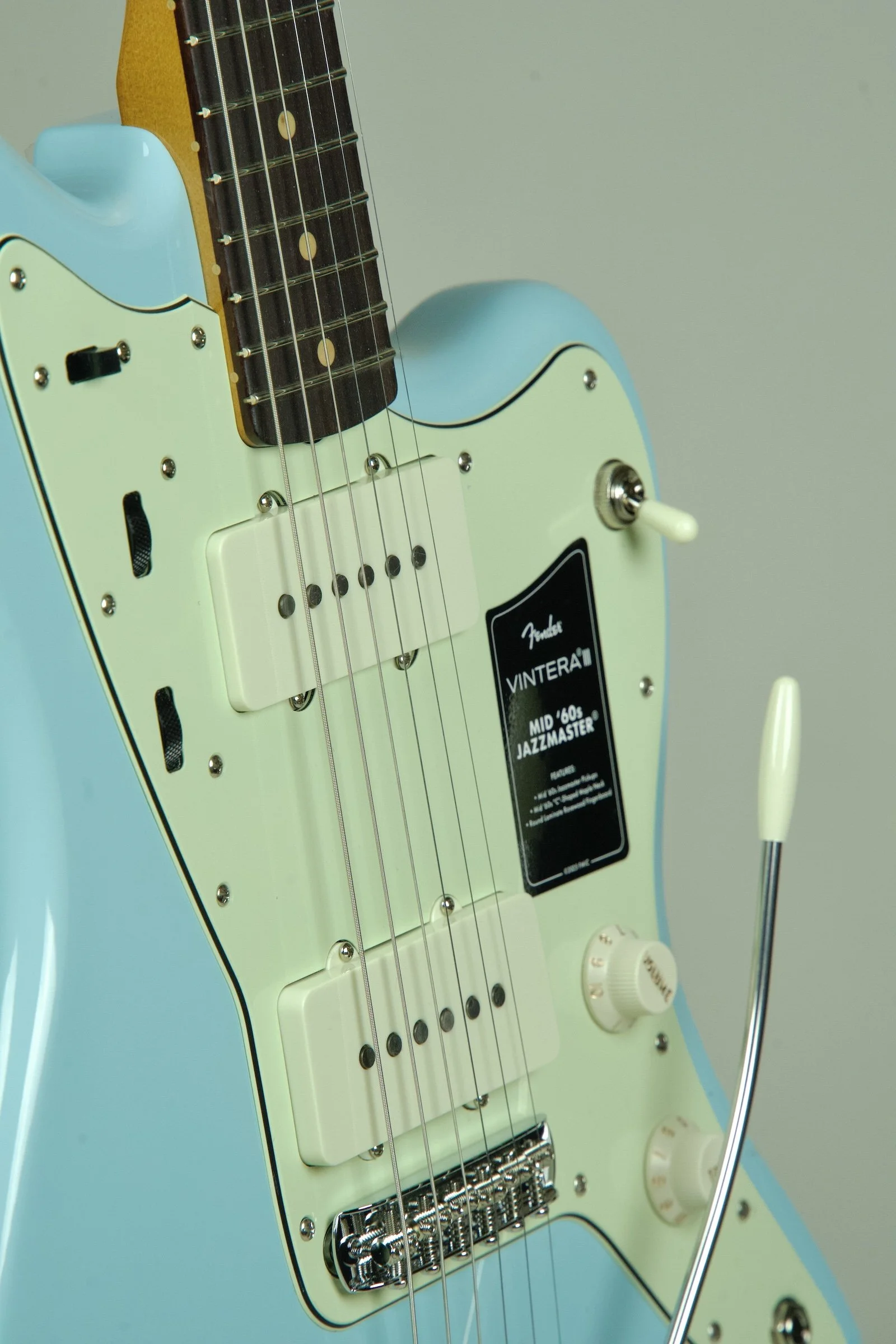 Fender Vintera III Mid '60s Jazzmaster Electric Guitar - Sonic Blue17.jpeg