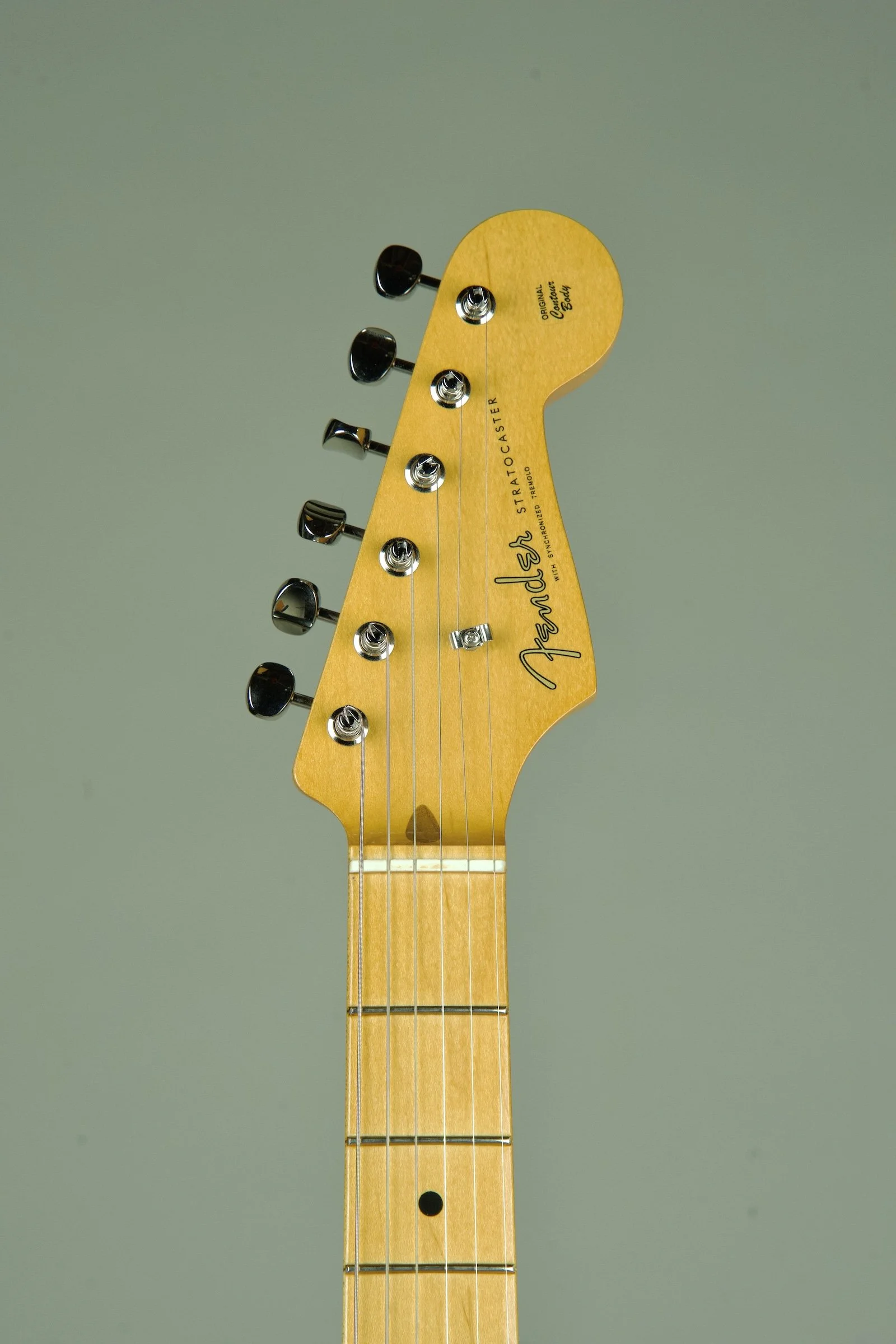 Fender Vintera III Late '50s Stratocaster Electric Guitar - Aztec Gold3.jpeg