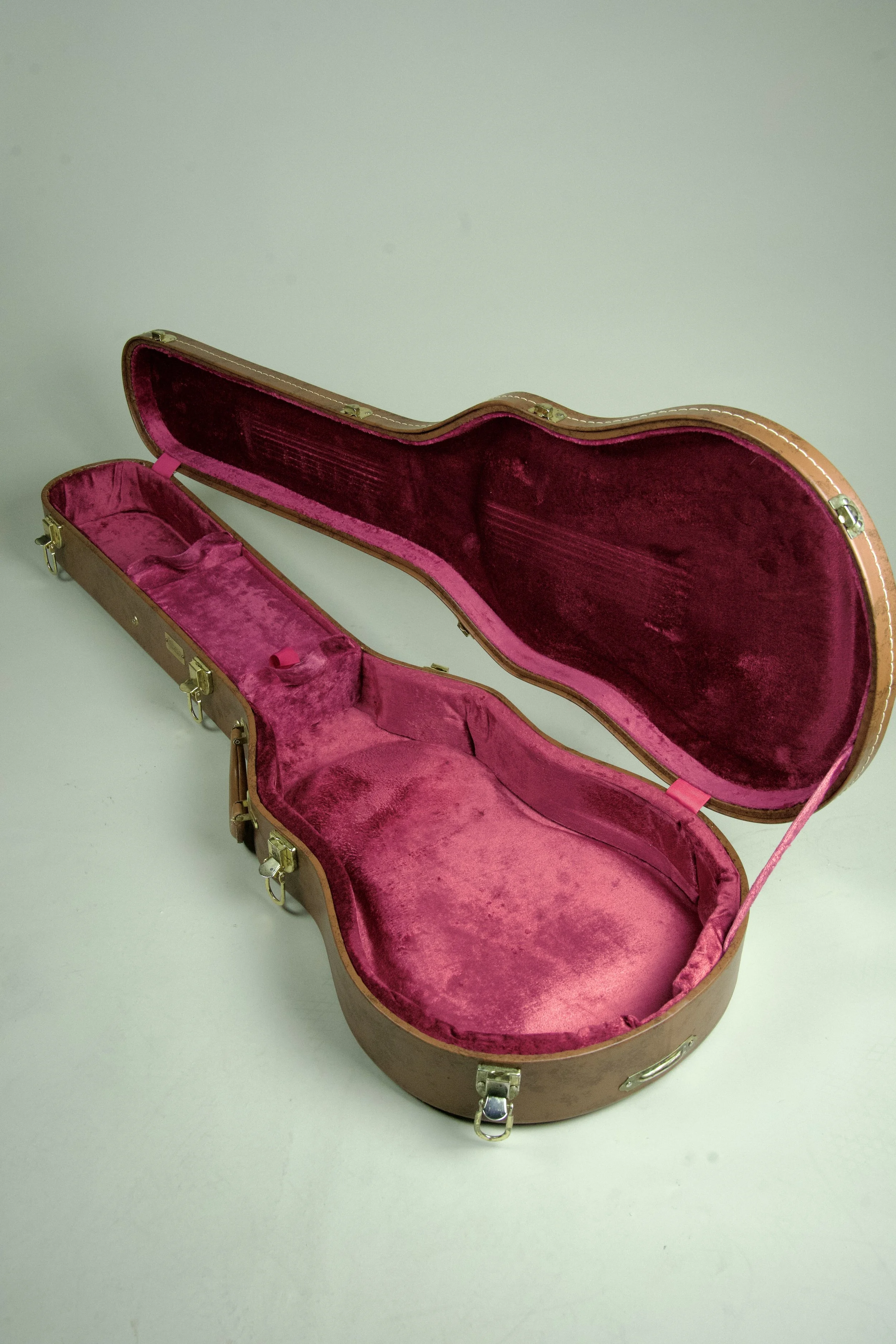 Used Gibson Original Collection Les Paul Standard '60s Custom Shop Top Electric Guitar - Dark Cherry Burst26.jpeg