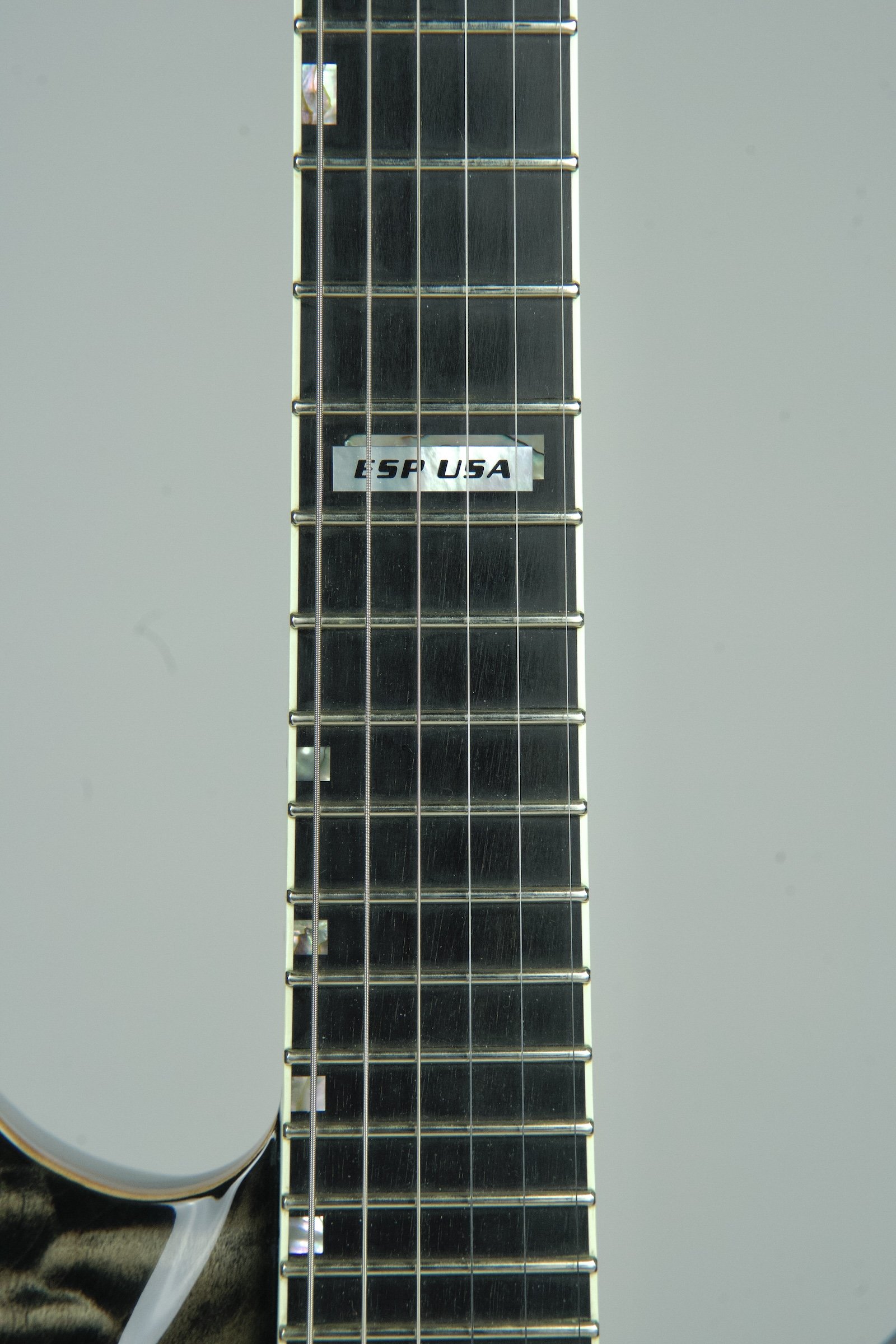 ESP USA Horizon Electric Guitar 7.jpeg