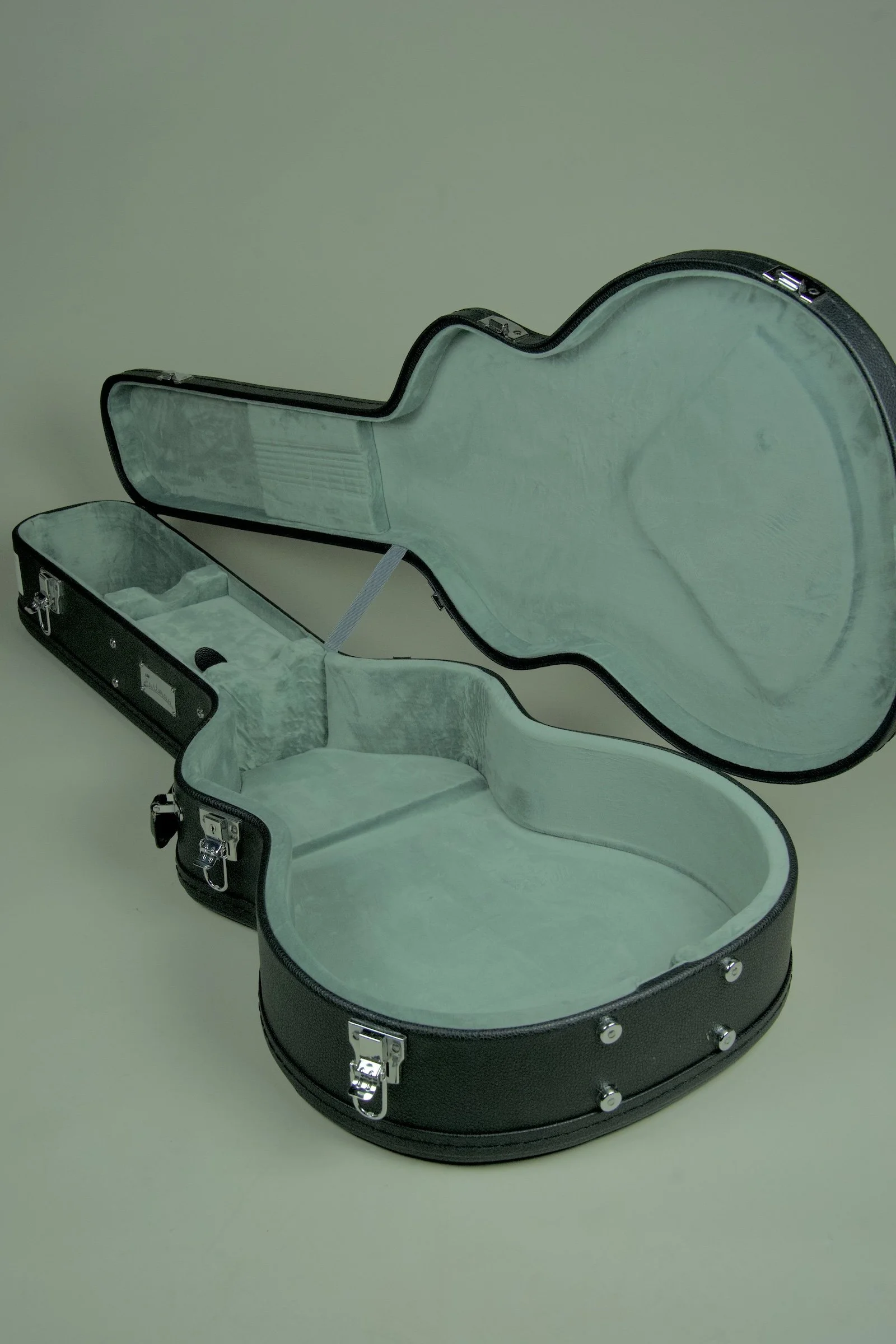 Used Eastman AC422CE Acoustic Electric Guitar28.jpeg