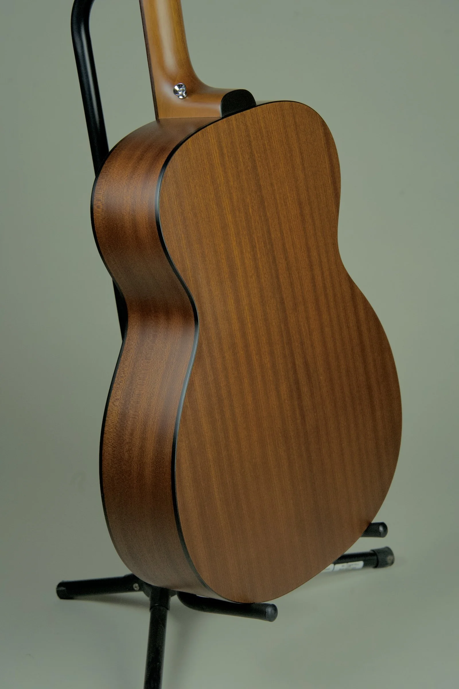 Guild OM320 Acoustic Guitar9.jpeg