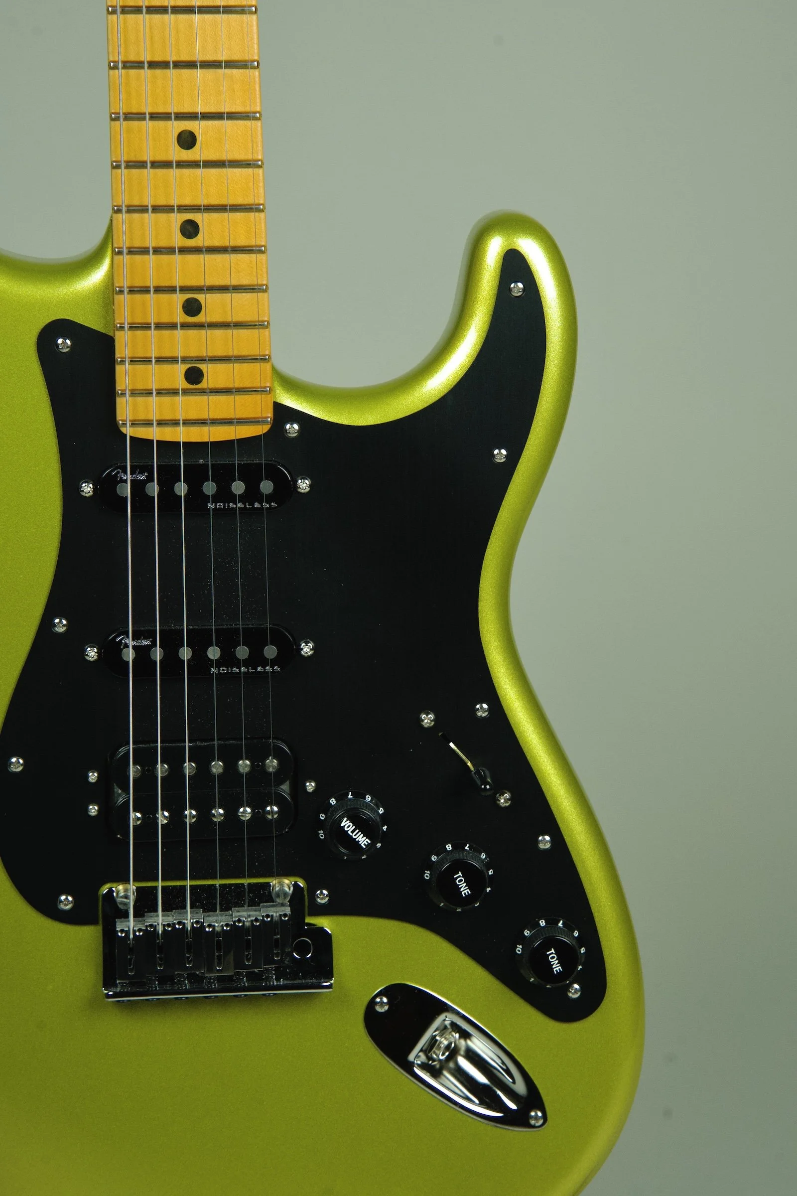 Used Fender American Ultra HSS Stratocaster - Solar Flare5.jpeg