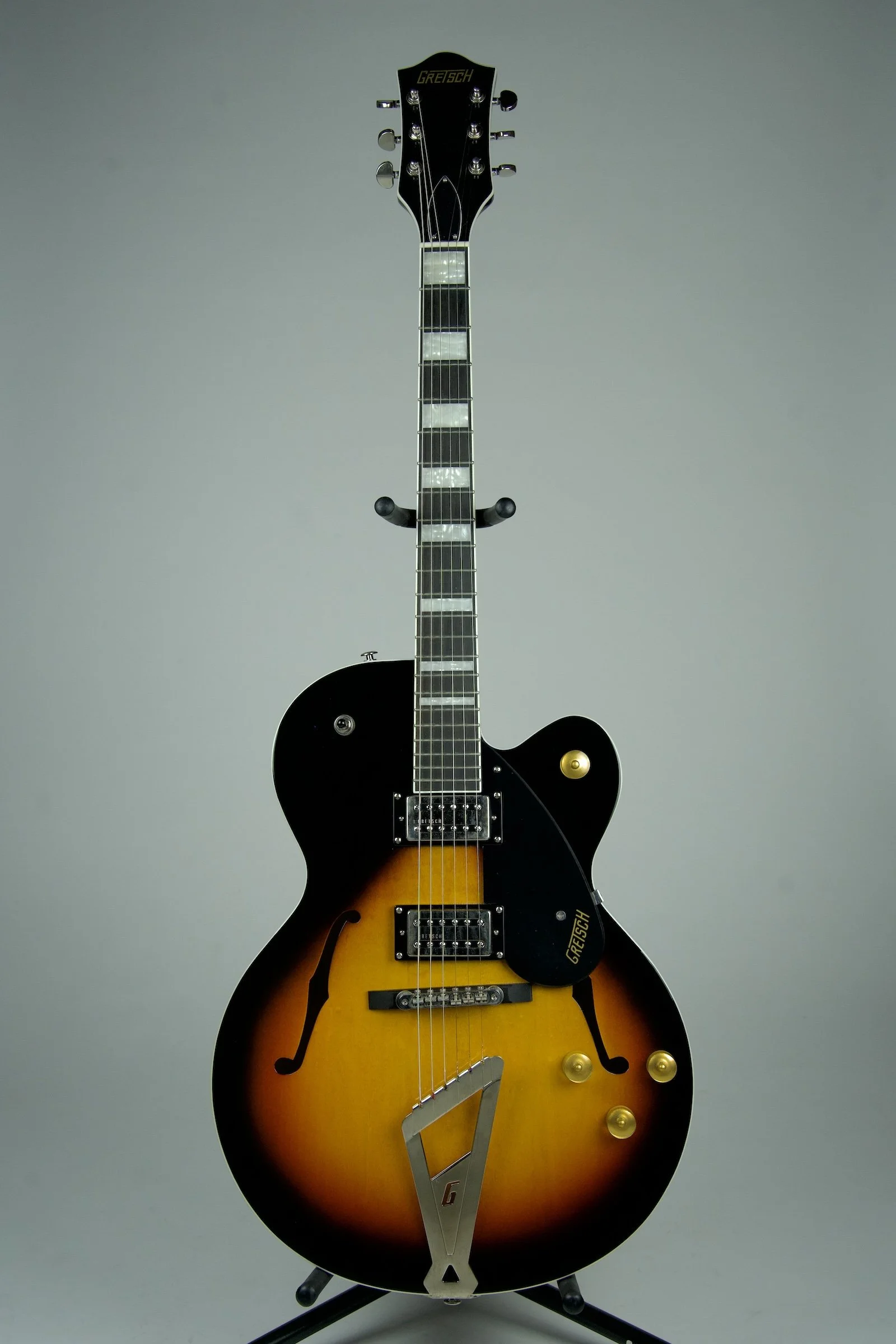 Used Gretsch Streamliner G2420 Tobacco Sunburst Semi-Hollowbody Electric Guitar 2.jpeg