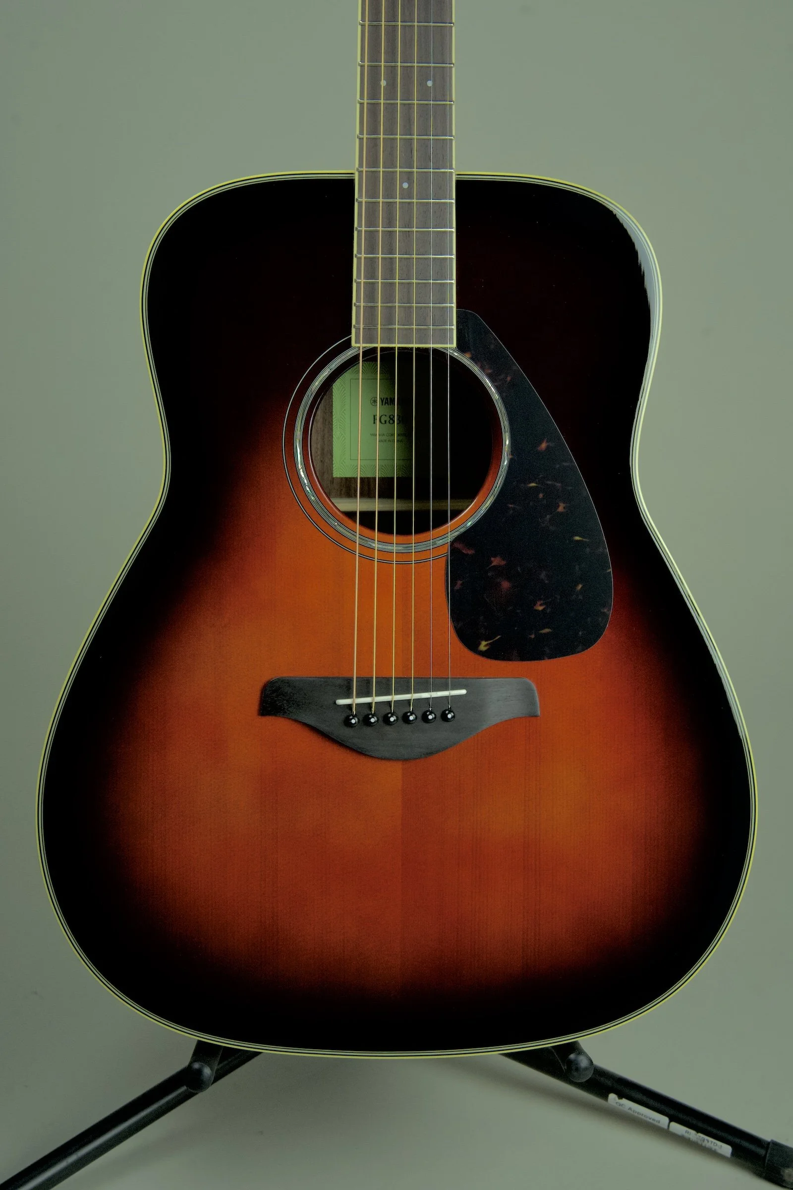 Yamaha FG830 Acoustic Guitar - Tobacco Brown Sunburst3.jpeg