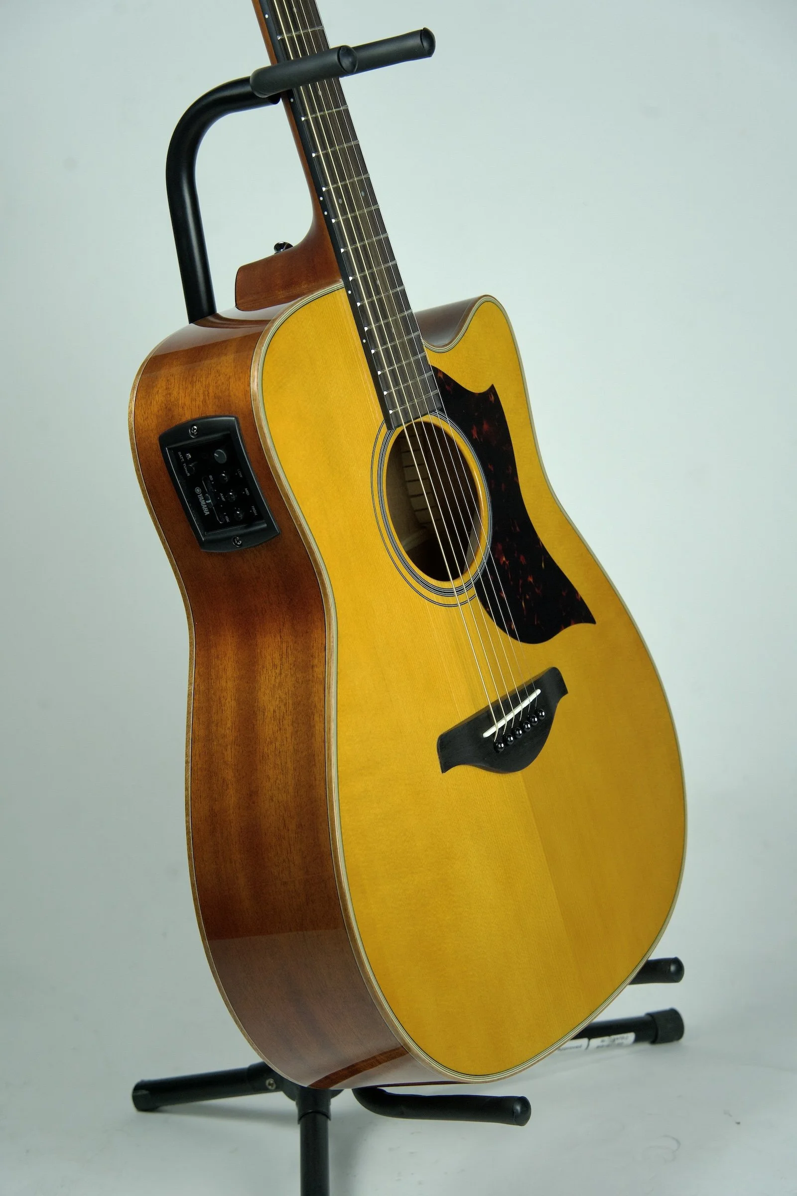 Yamaha A1M VN Acoustic Electric Guitar33.jpeg
