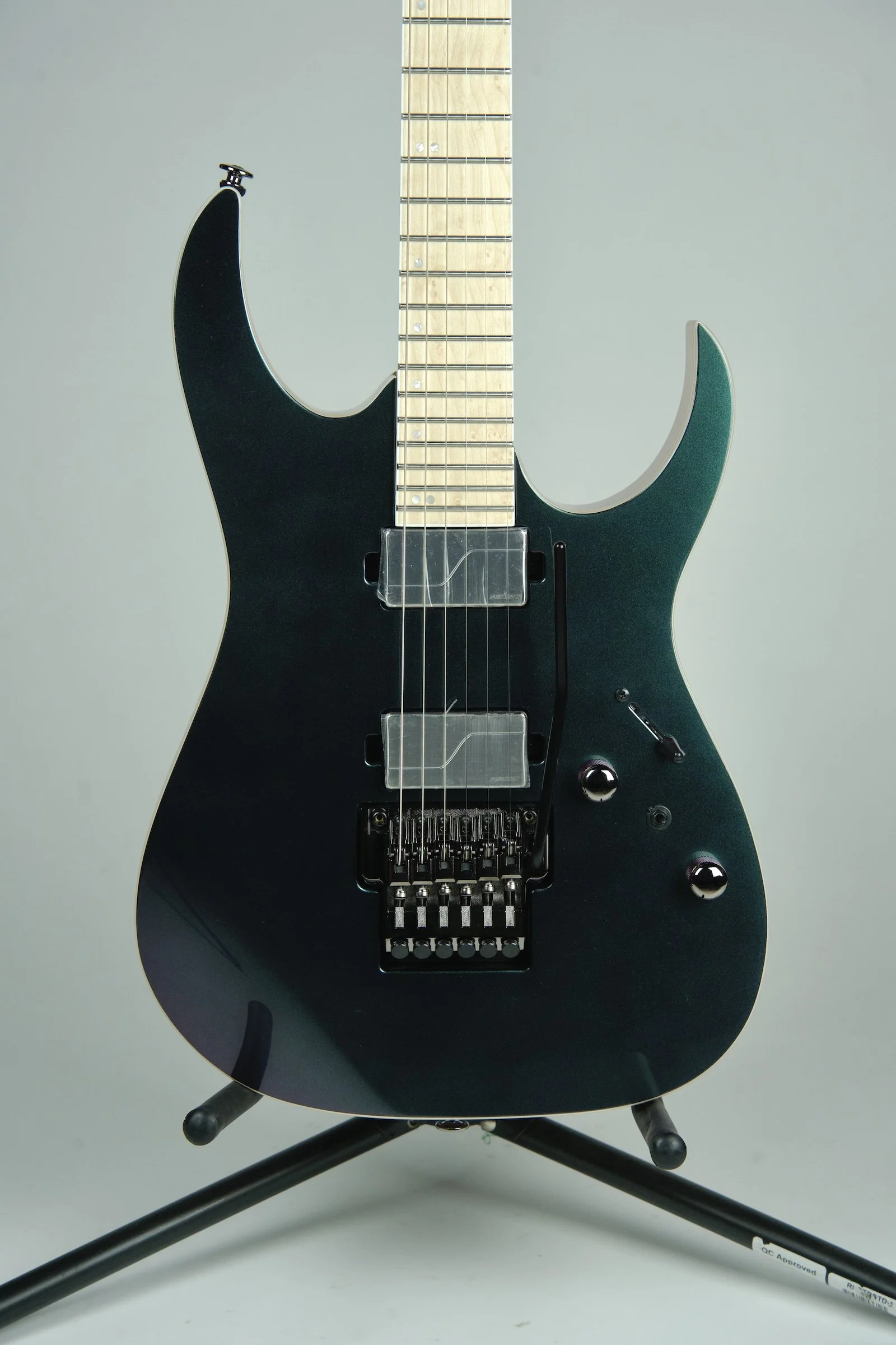 Ibanez Prestige RG5120 Electric Guitar - Polar Lights2.jpeg