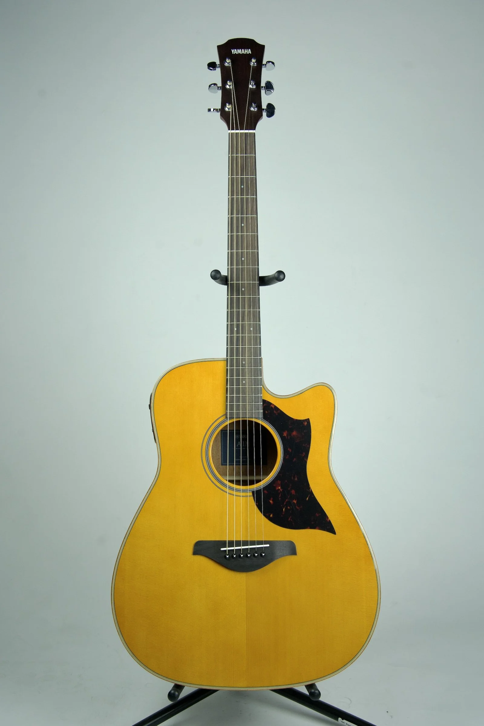 Yamaha A1M VN Acoustic Electric Guitar18.jpeg