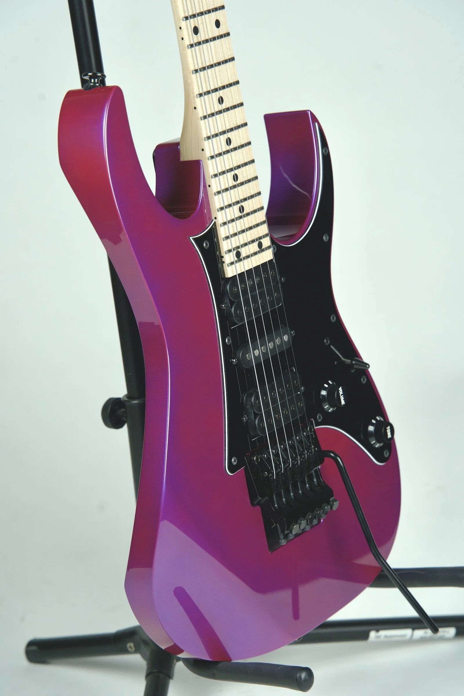 Used Ibanez RG550 Electric Guitar Purple Neon8.jpeg