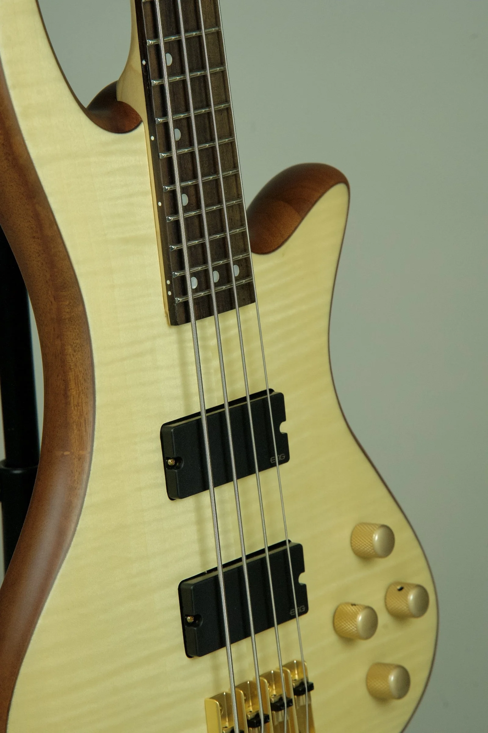 Schecter Stiletto Custom 4 Bass Guitar - Natural16.jpeg