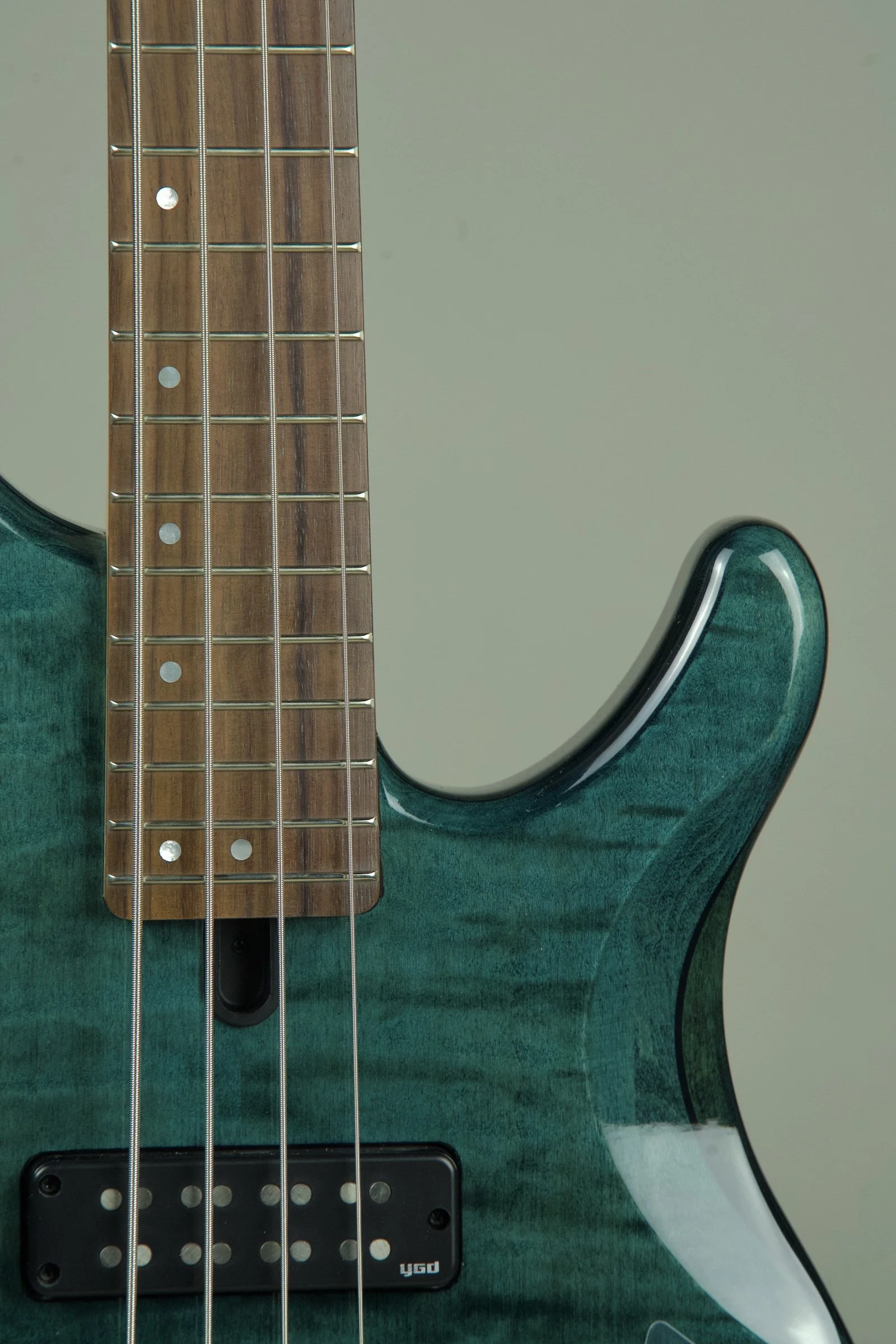 Yamaha TRBX604FM 4-string Bass Guitar - Indigo Blue7.jpeg