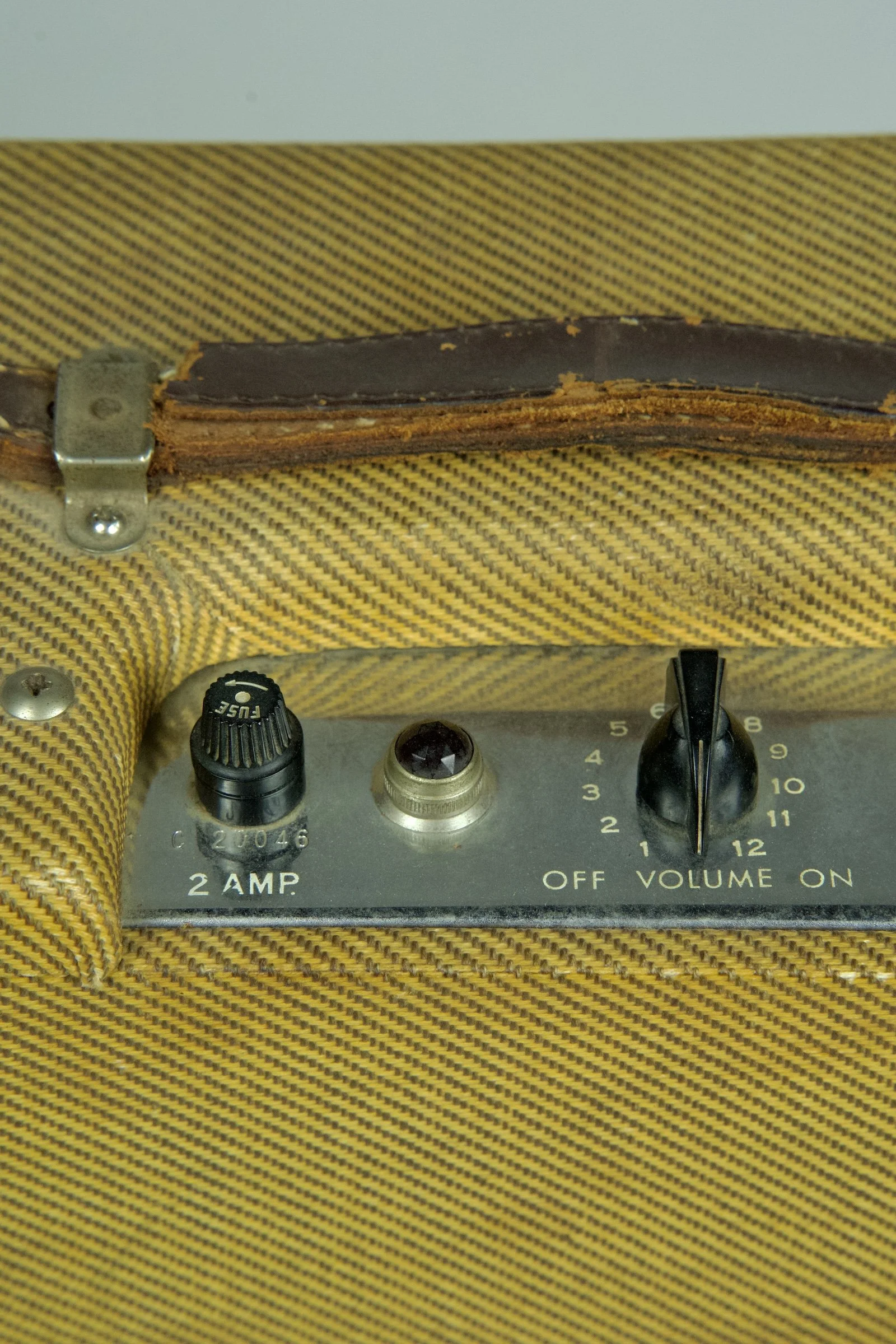 Used 1963 USA Fender 5F1 Champ Guitar Amplifier11.jpeg