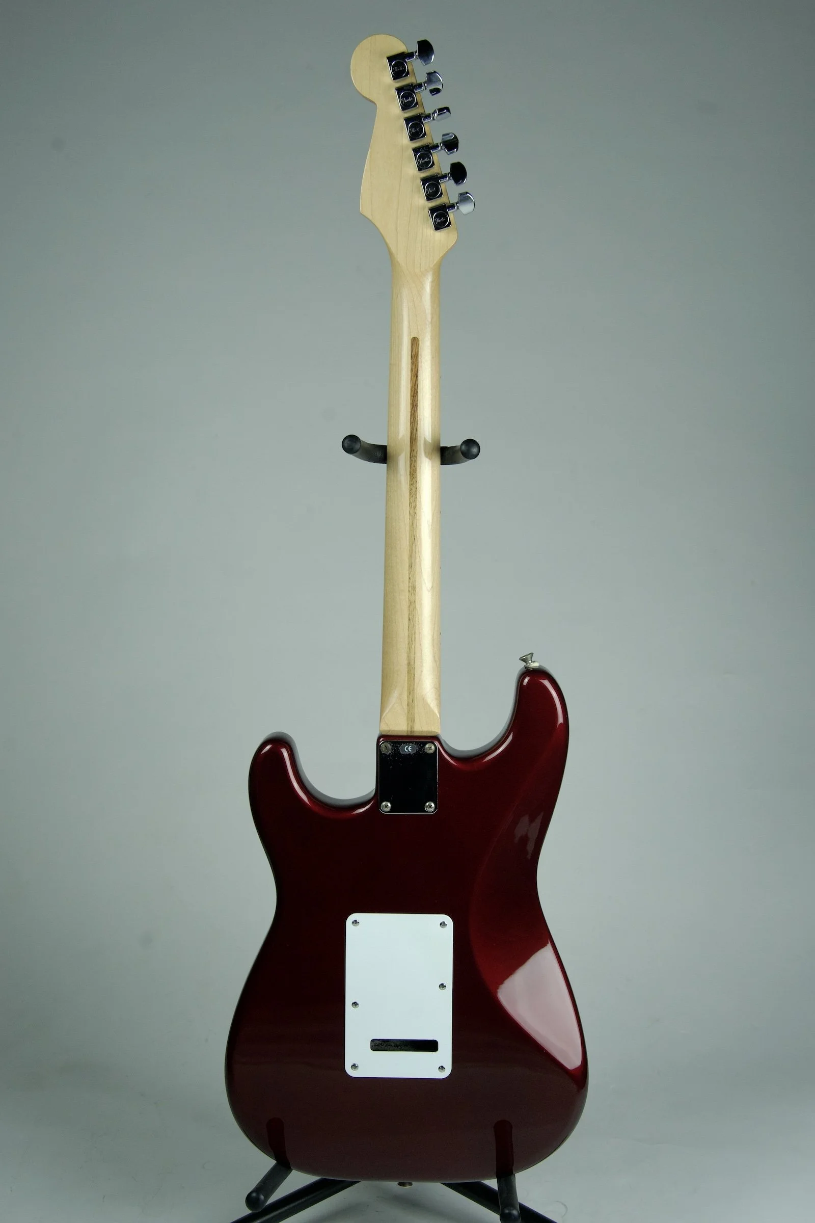 Used 1998 MIM Fender Stratocaster Electric Guitar4.jpeg