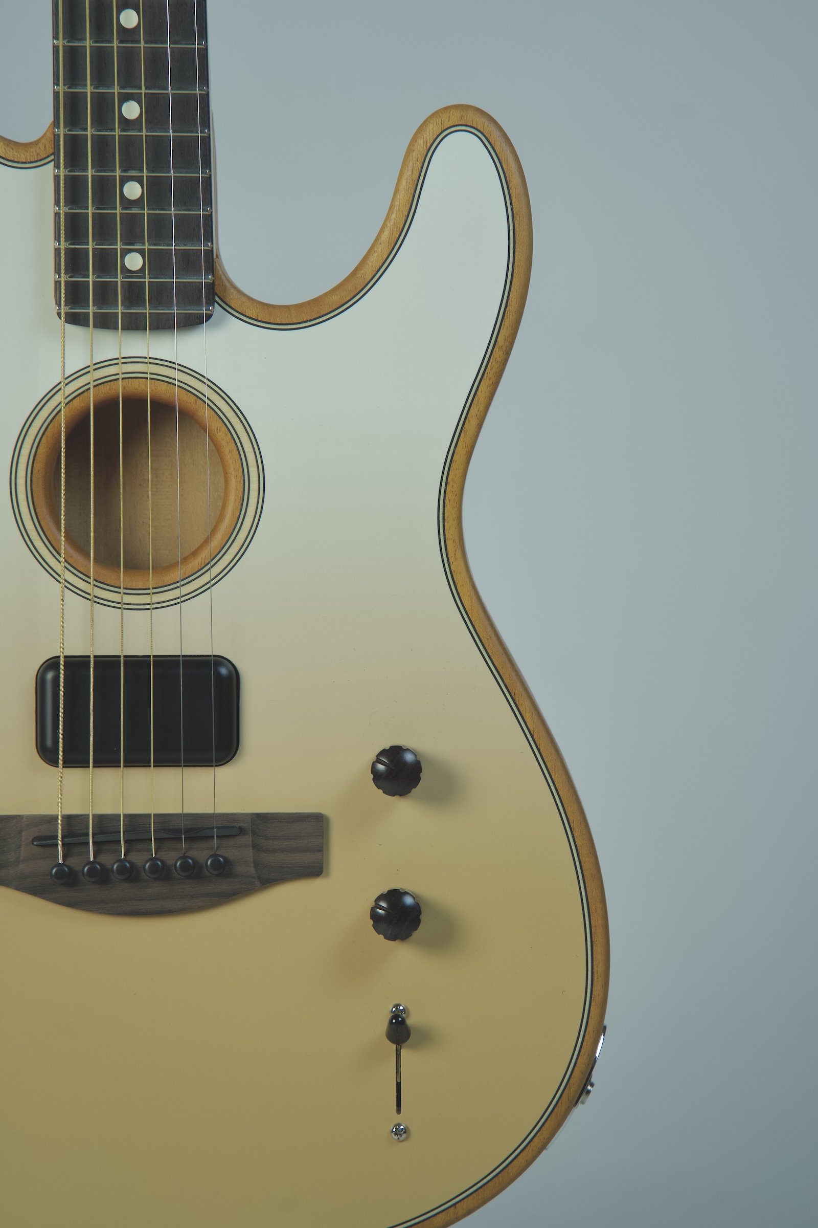 Fender Acoustasonic Finneas Telecaster5.jpeg