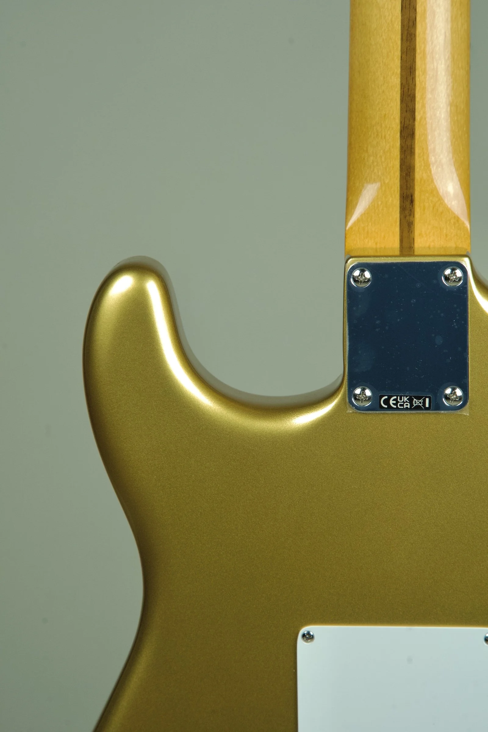 Fender Vintera III Late '50s Stratocaster Electric Guitar - Aztec Gold13.jpeg