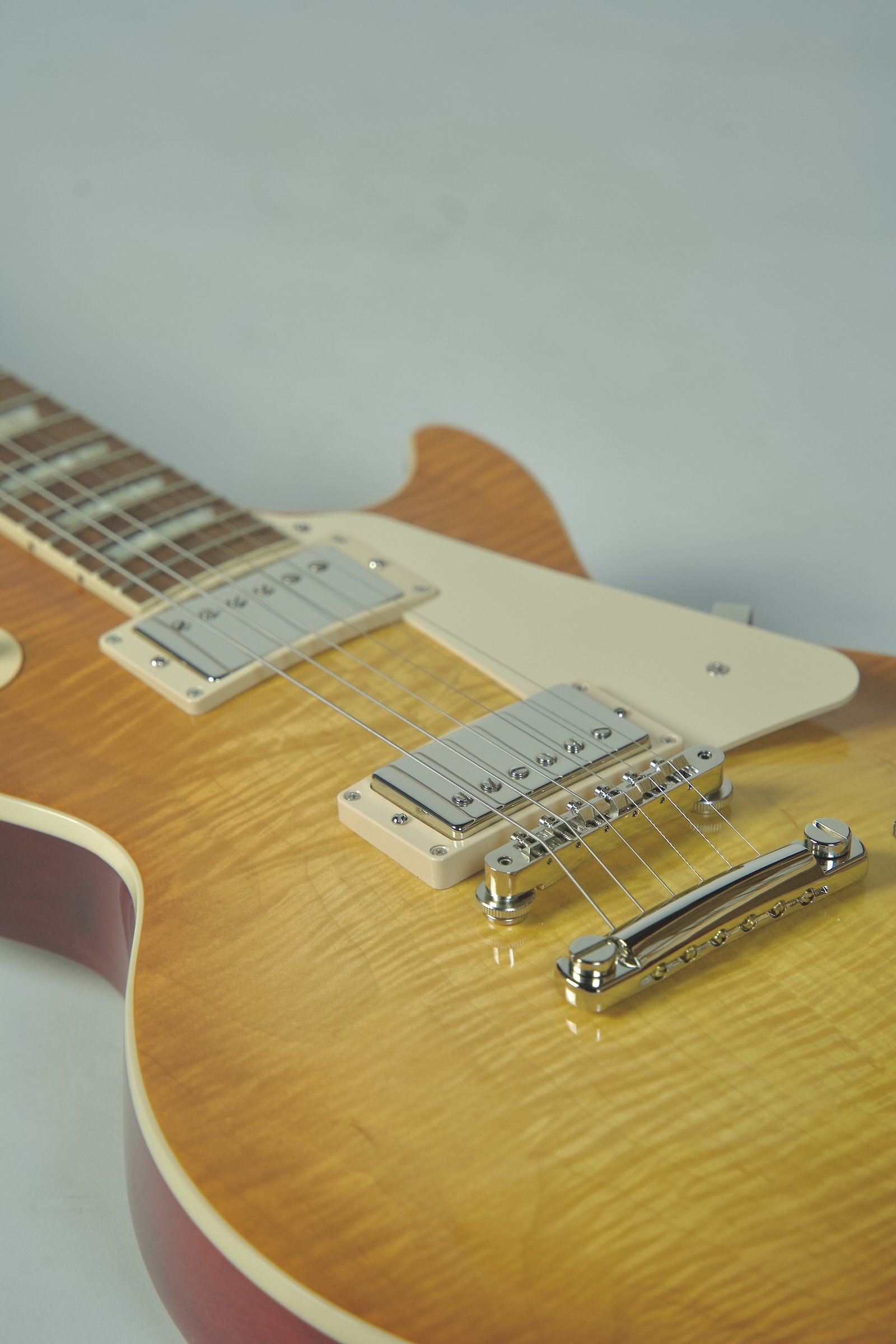 Used Gibson 60s' Standard Les Paul Unburst14.jpeg