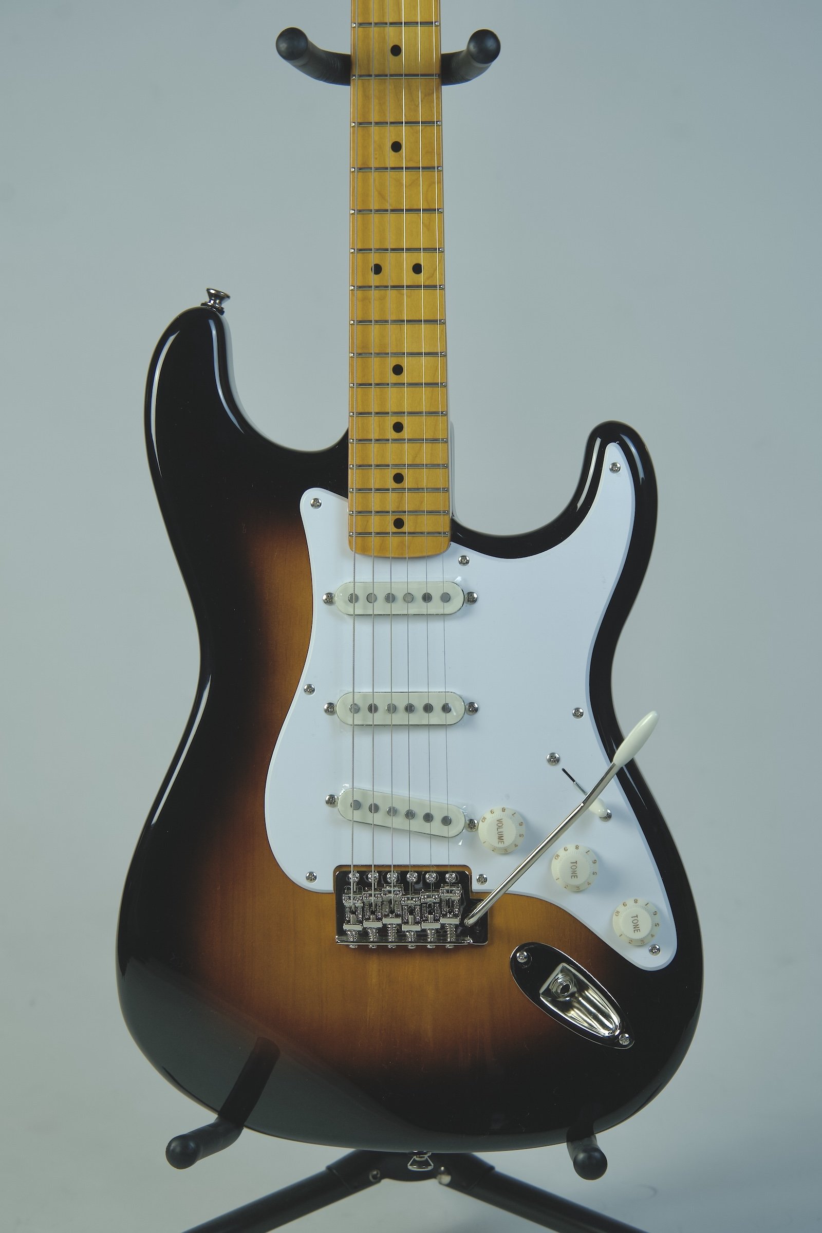 Fender Squier Classic Vibe 50's Stratocaster 2-Tone Sunburst2.jpeg