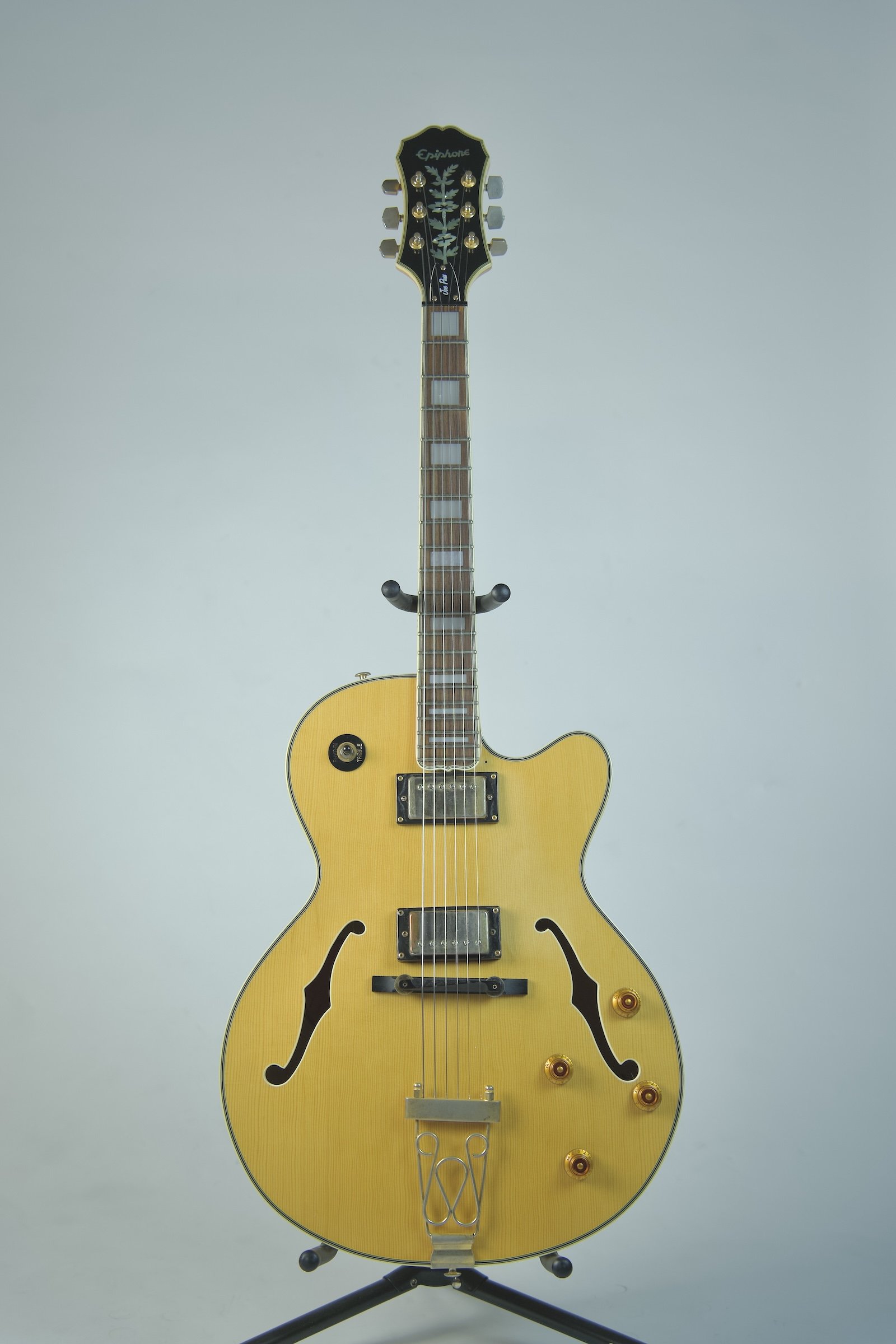 Used Epiphone Joe Pass Emperor Hollowbody Electric Guitar1.jpeg