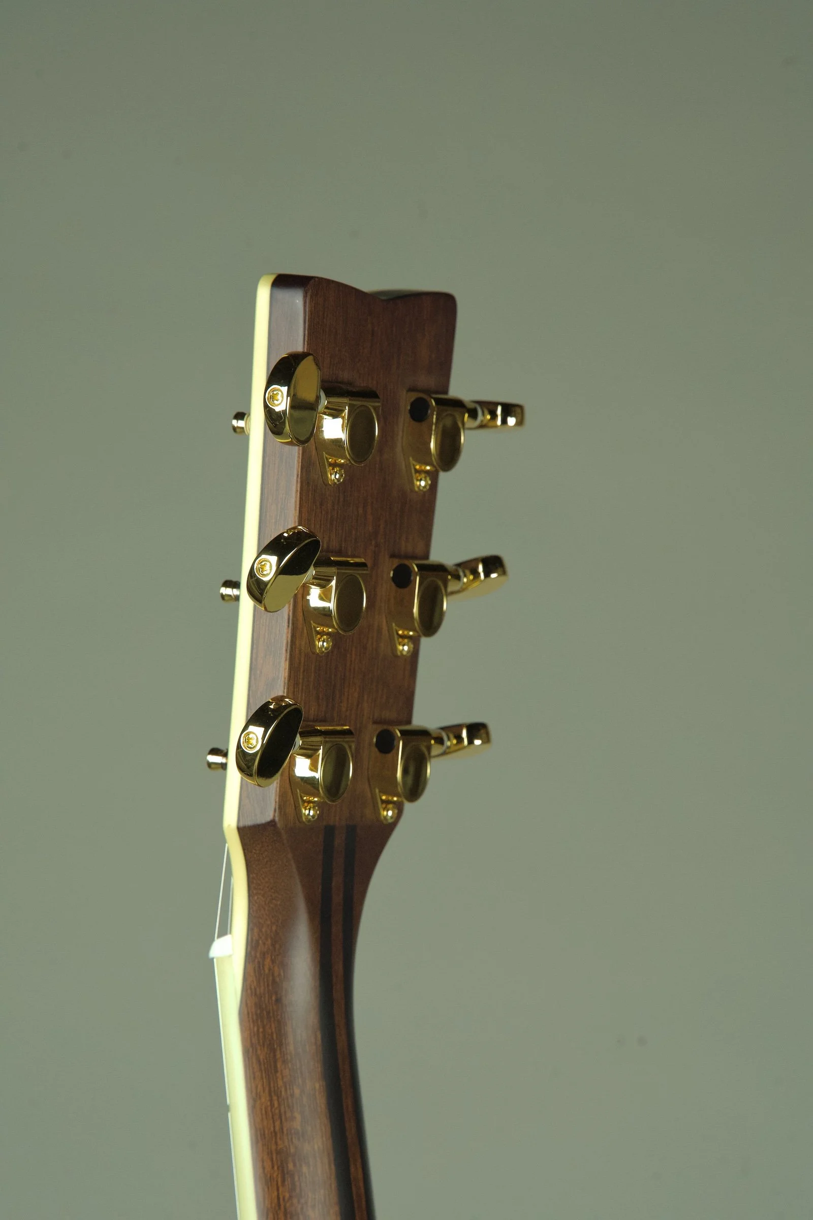Yamaha LL16M ARE Original Jumbo Acoustic-electric Guitar - Natural22.jpeg