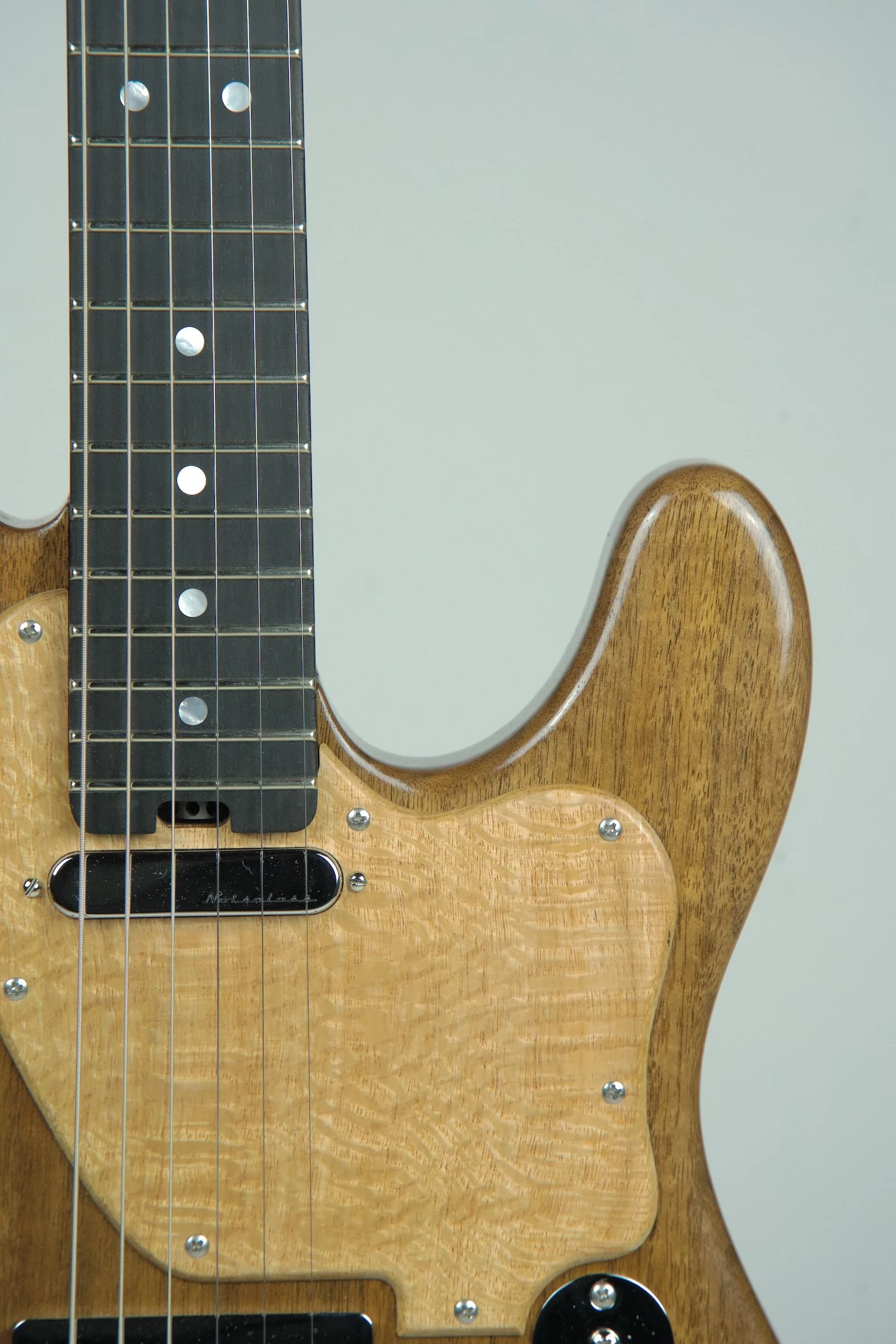 Stosh T-2 Electric Guitar - Natural Walnut7.jpeg
