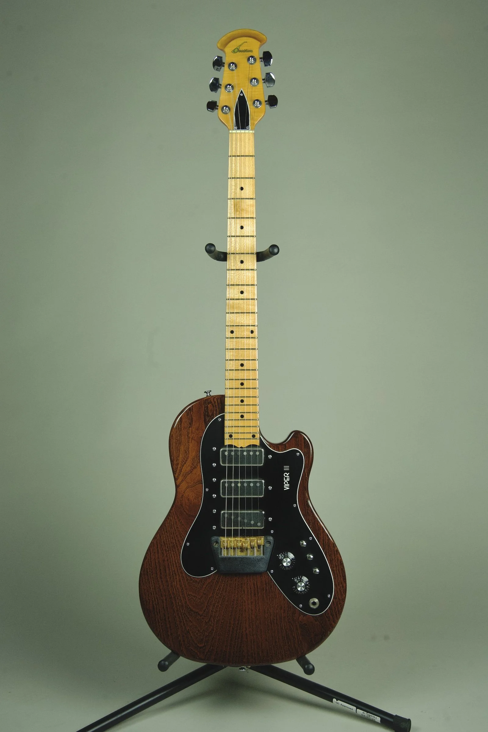 Used 1979 Ovation Viper III Electric Guitar - Nutmeg1.jpeg