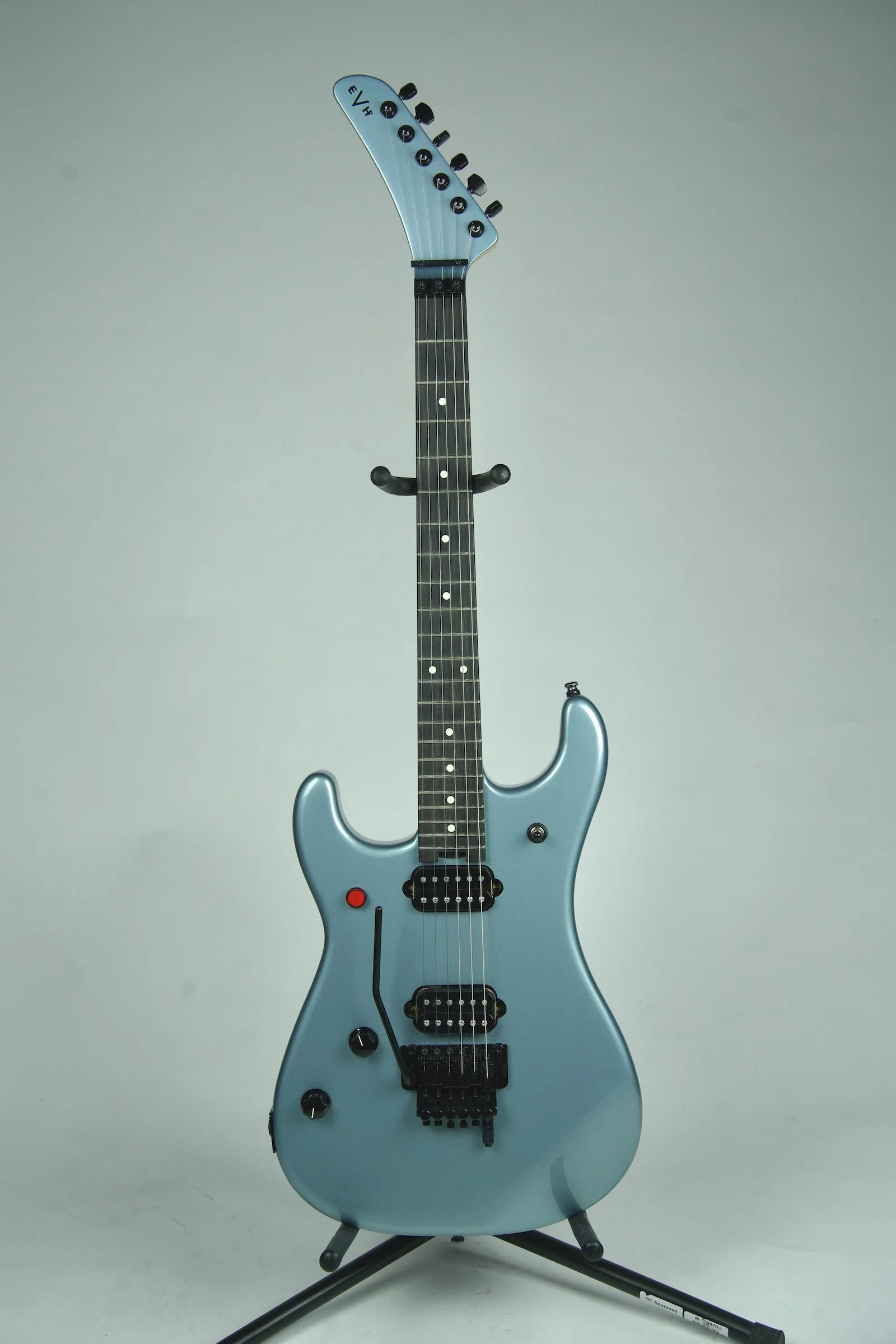 Used EVH 5150 Standard Left Handed Electric Guitar - Ice Blue Metallic2.jpeg