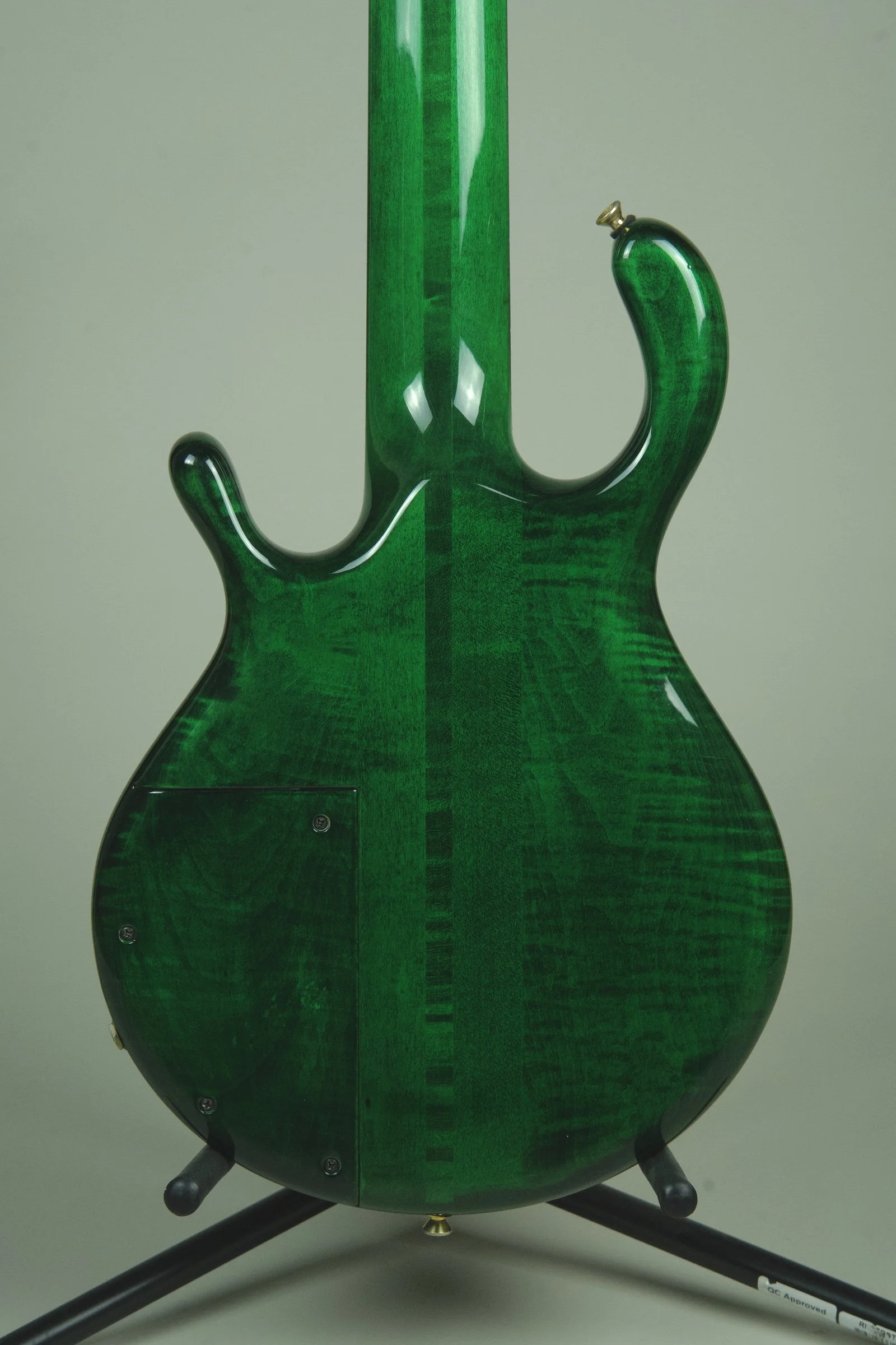 Pedulla MVP 5 String Bass Guitar17.jpeg