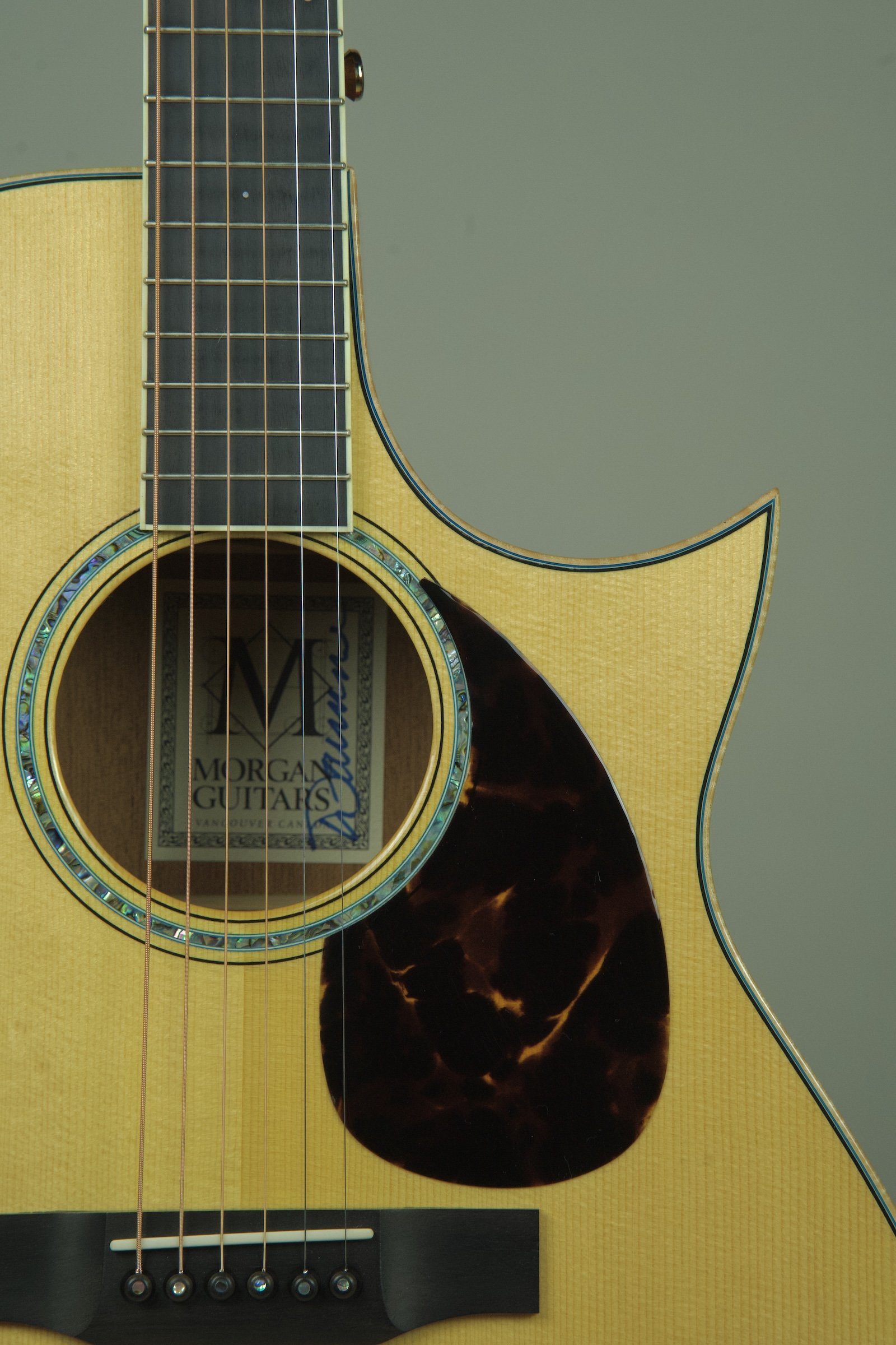 Used Morgan Concert Florentine Cutaway Acoustic Electric Guitar8.jpeg