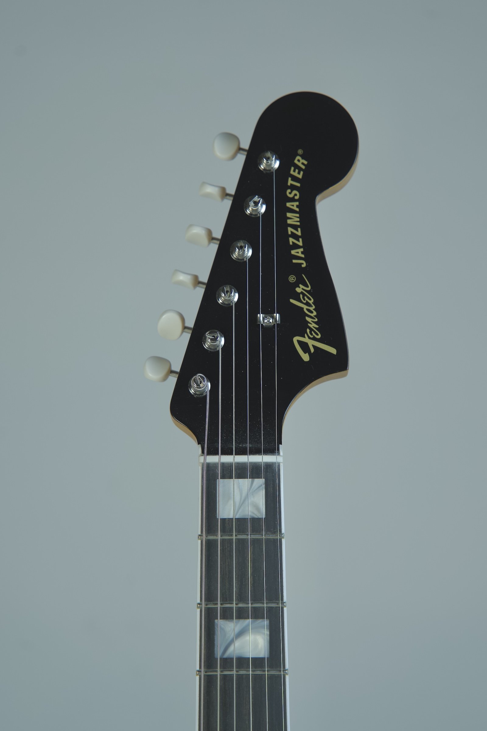 Used Fender Gold Foil Jazzmaster Electric Guitar 3.jpeg