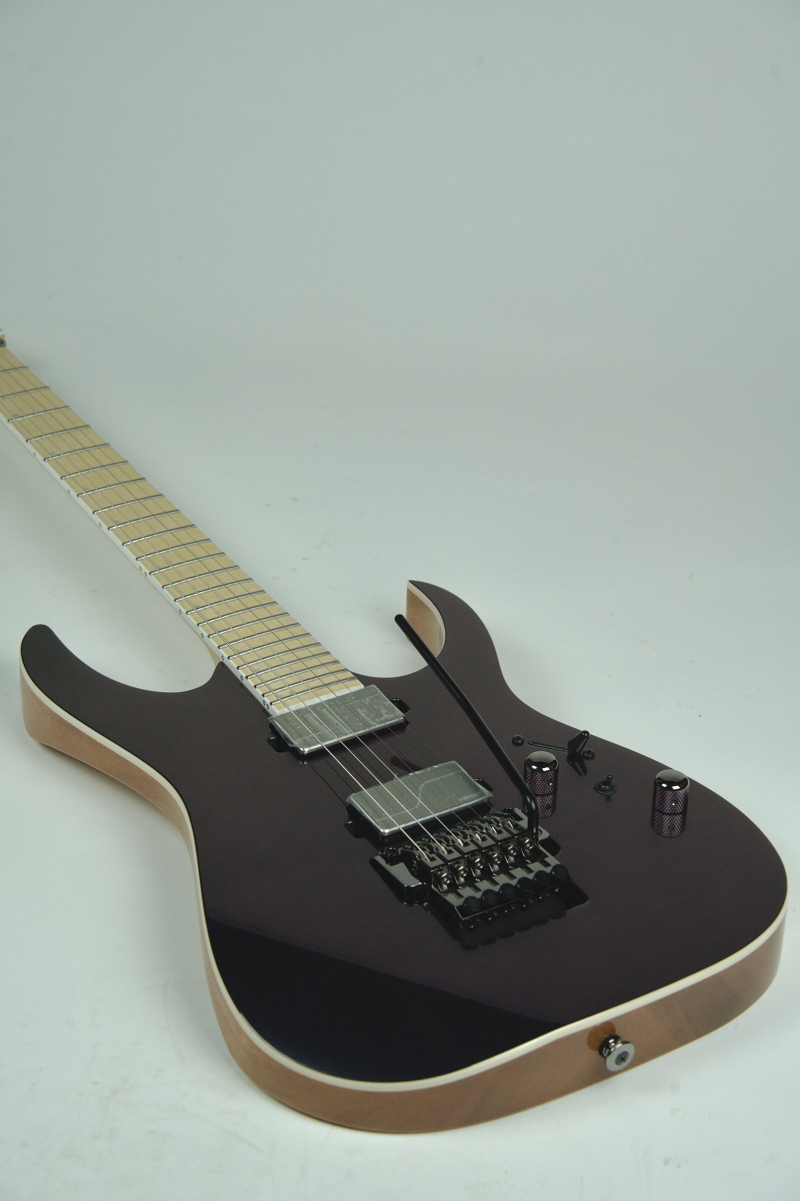 Ibanez Prestige RG5120 Electric Guitar - Polar Lights20.jpeg