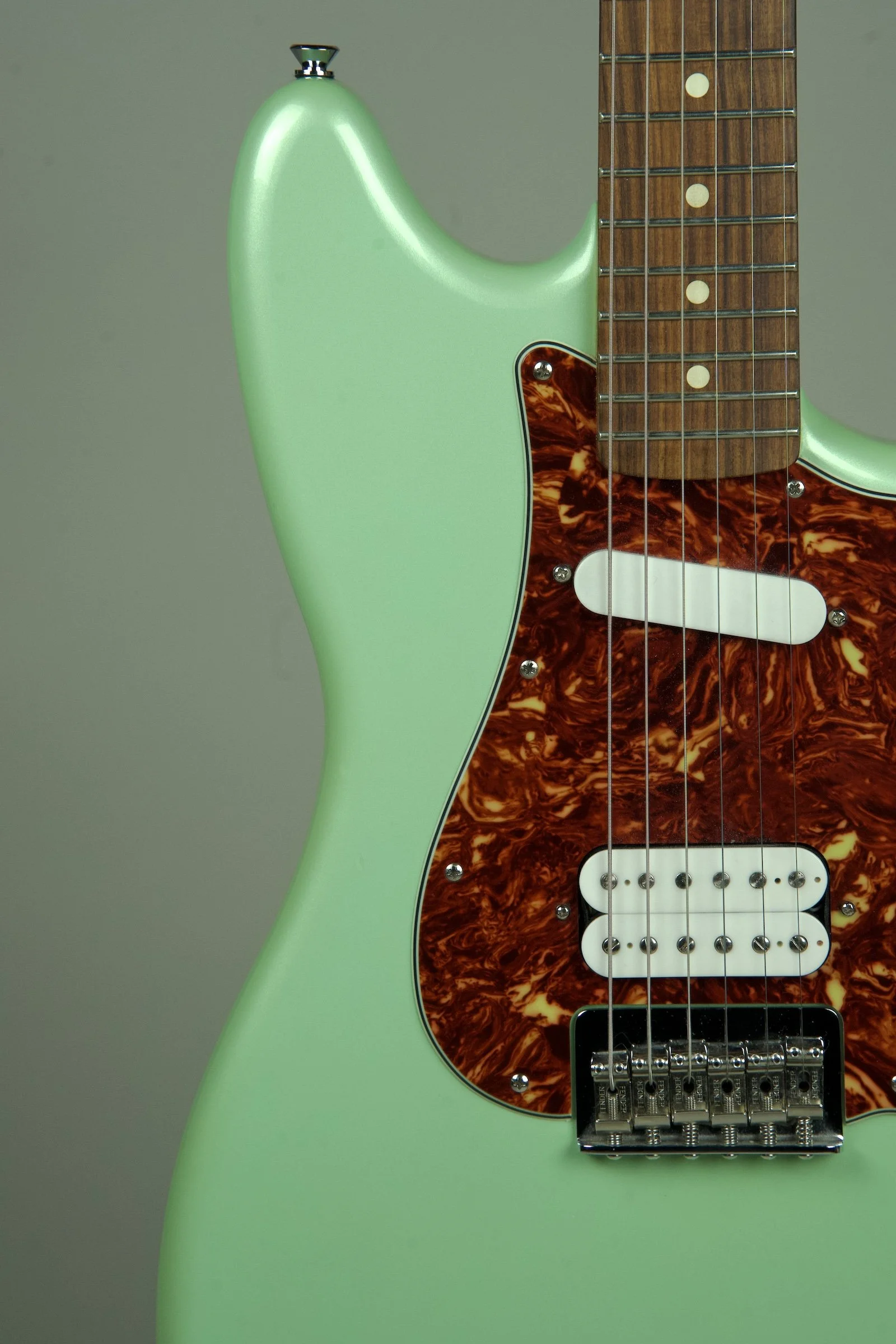 Fender Duo Sonic HS Electric Guitar Seafoam Pearl 4.jpeg