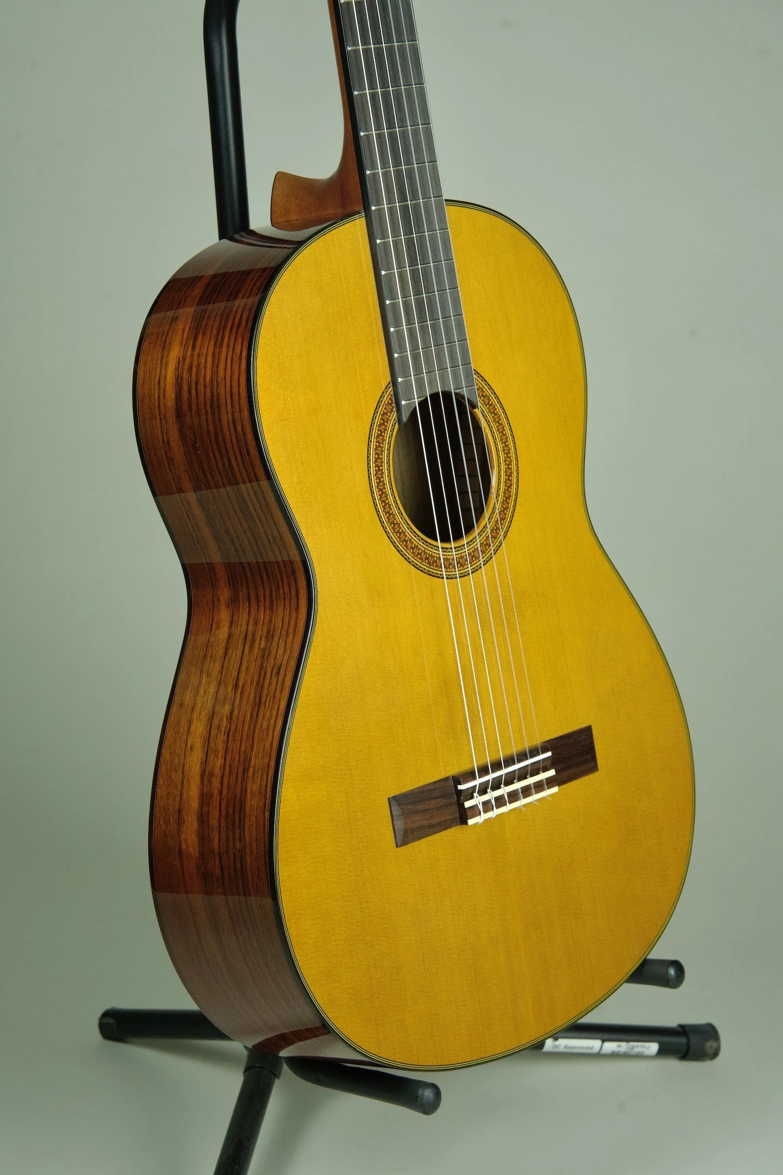 Yamaha CG162 Classical Guitar12.jpeg