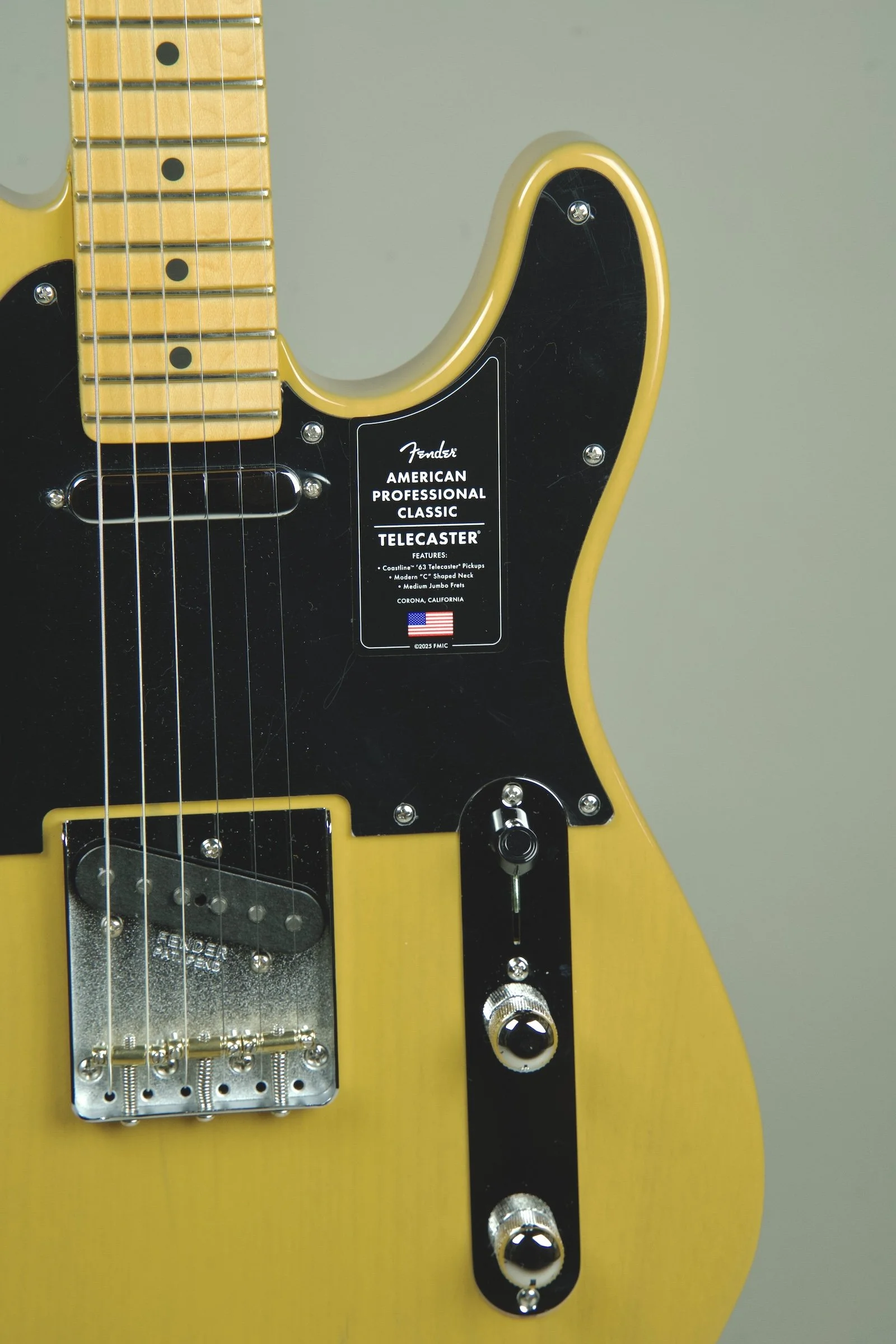 Fender American Professional Classic Telecaster Electric Guitar - Butterscotch Blonde6.jpeg