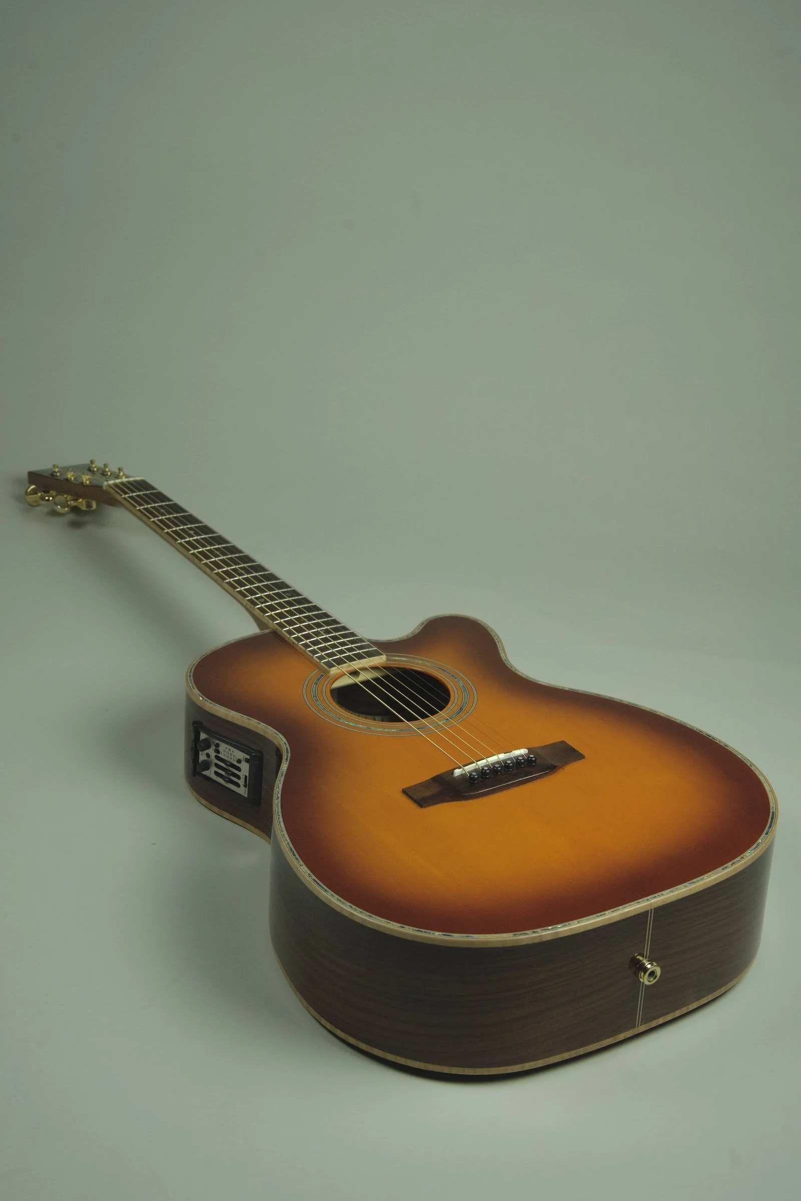 Used Zager ZAD900 OMCE Acoustic Electric Guitar22.jpeg
