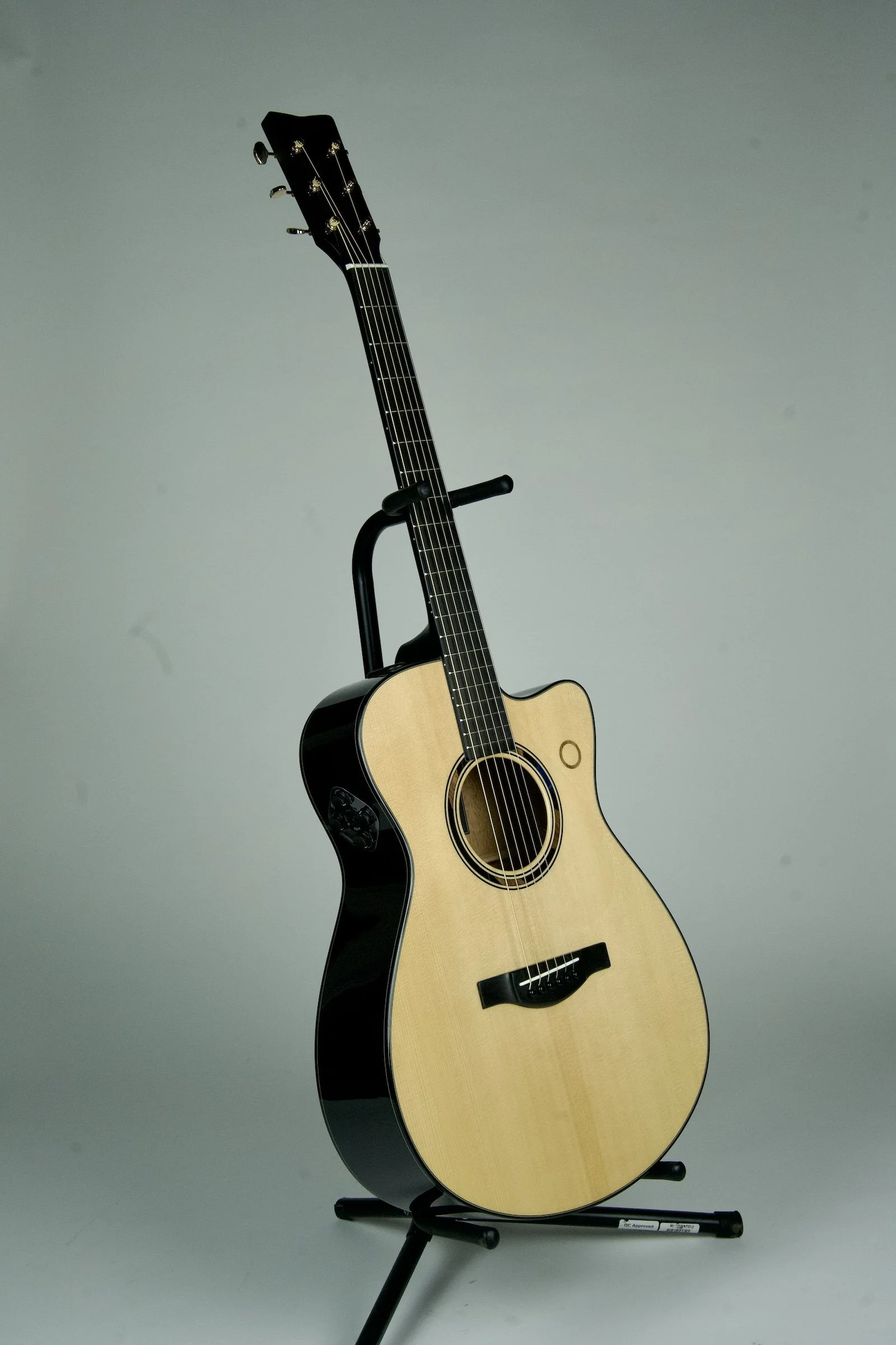 Yamaha TransAcoustic TAS3C Acoustic Electric Guitar13.jpeg