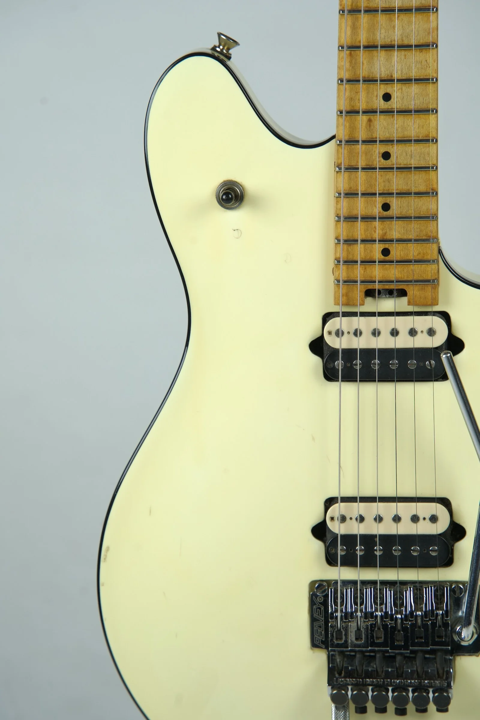Used 1997 Peavey EVH Pat Pending Wolfgang Gloss Ivory Electric guitar4.jpeg