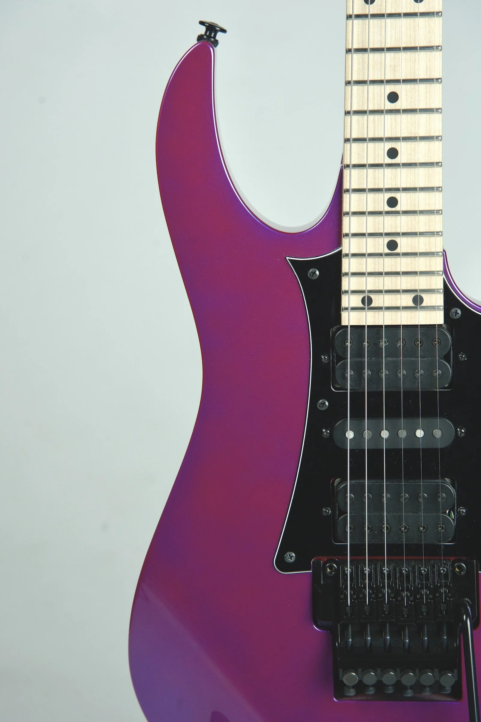 Used Ibanez RG550 Electric Guitar Purple Neon12.jpeg