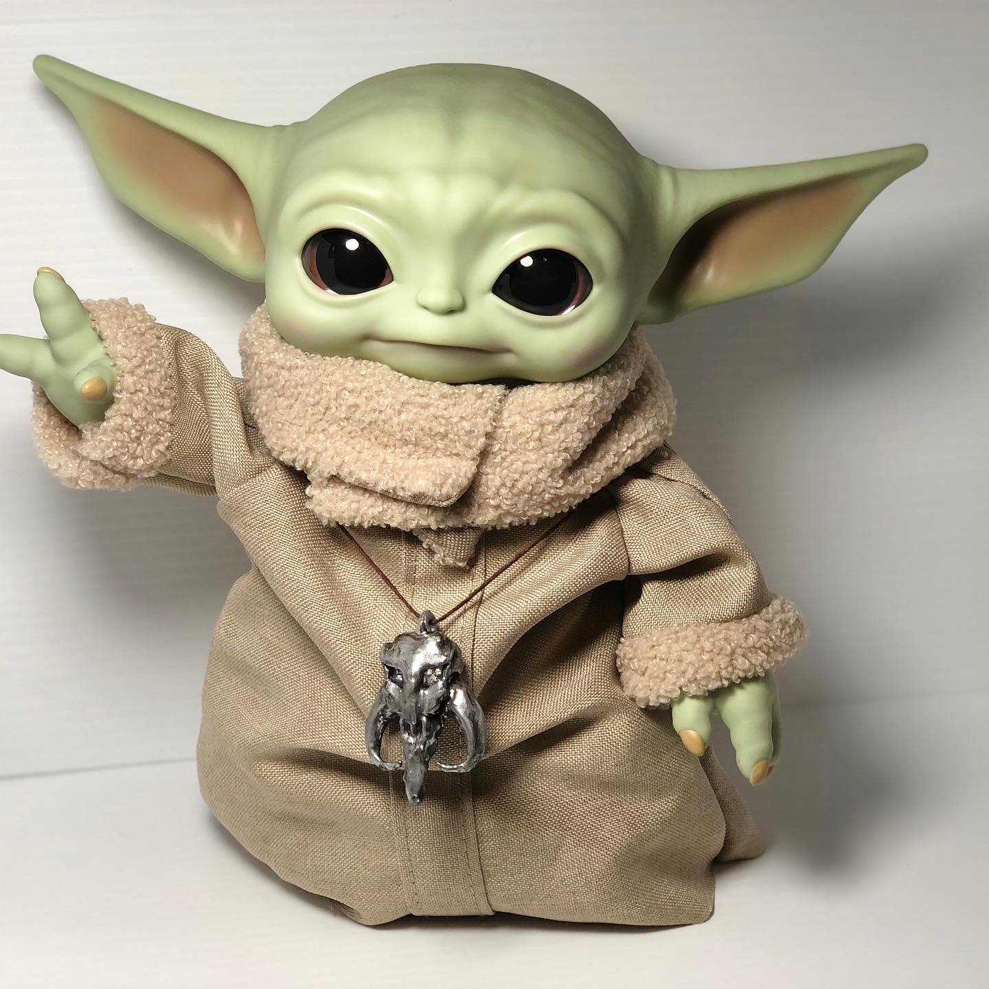 Custom orders at Repli.works #thechild #mandolorian #mythosaur #babyyoda