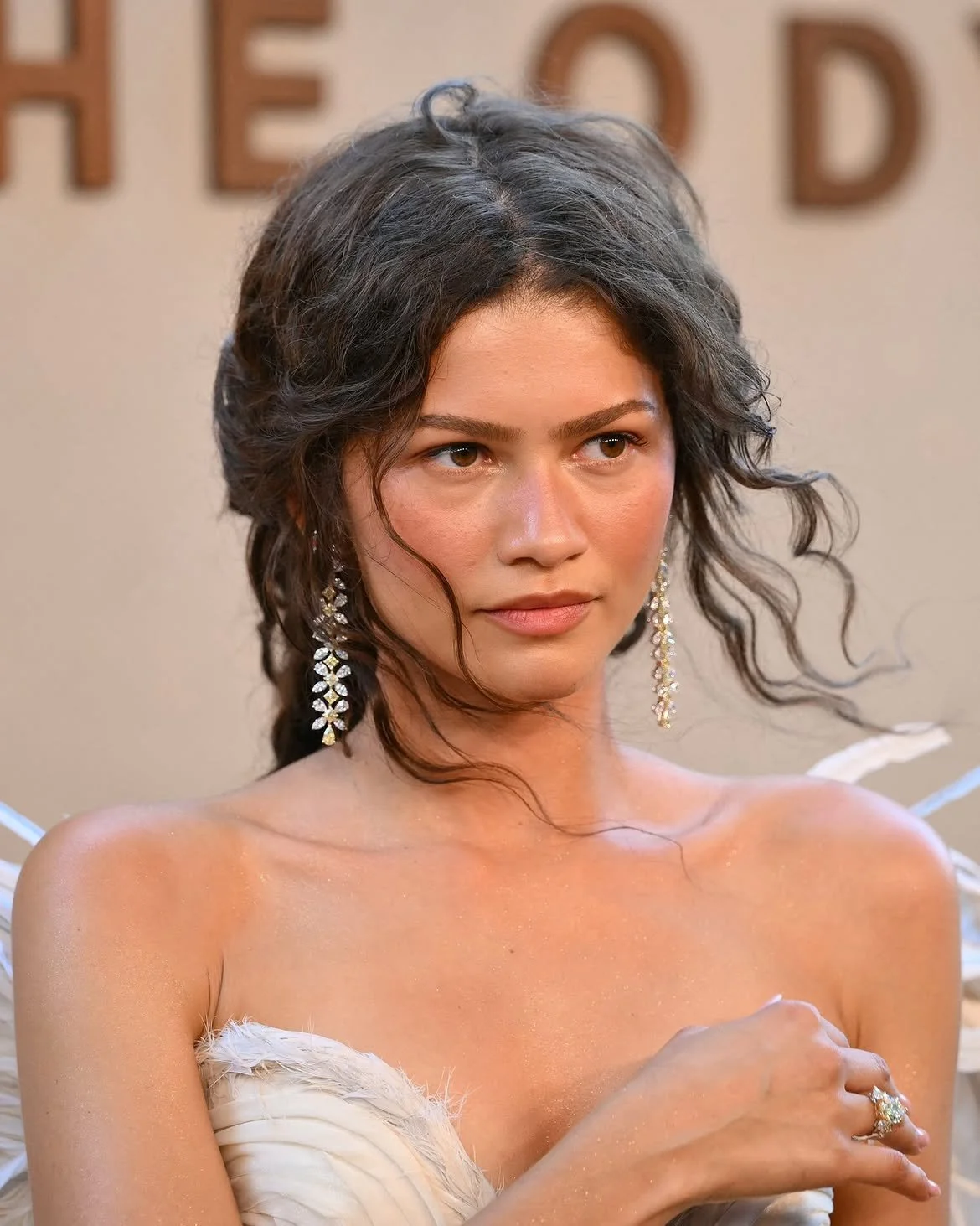 A REAL LIFE ANGEL!!!! 🪽 #Zendaya has arrived at the NYC premiere of #TheOdyssey looking like th (4).jpg