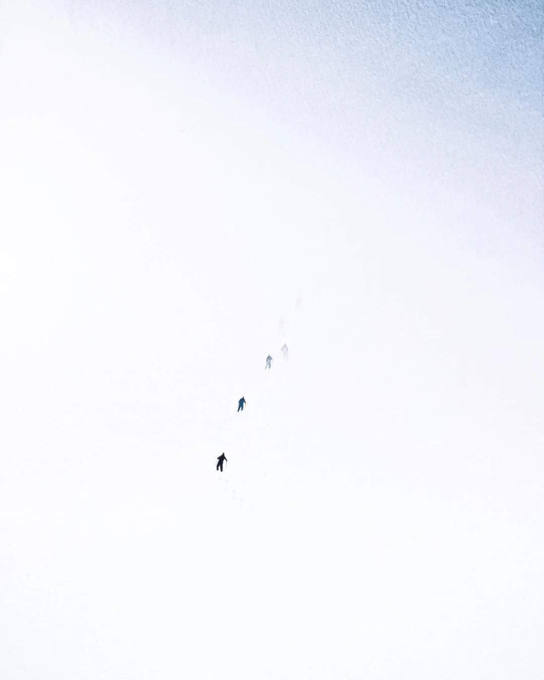 TM-Les alpinistes-Full.jpg