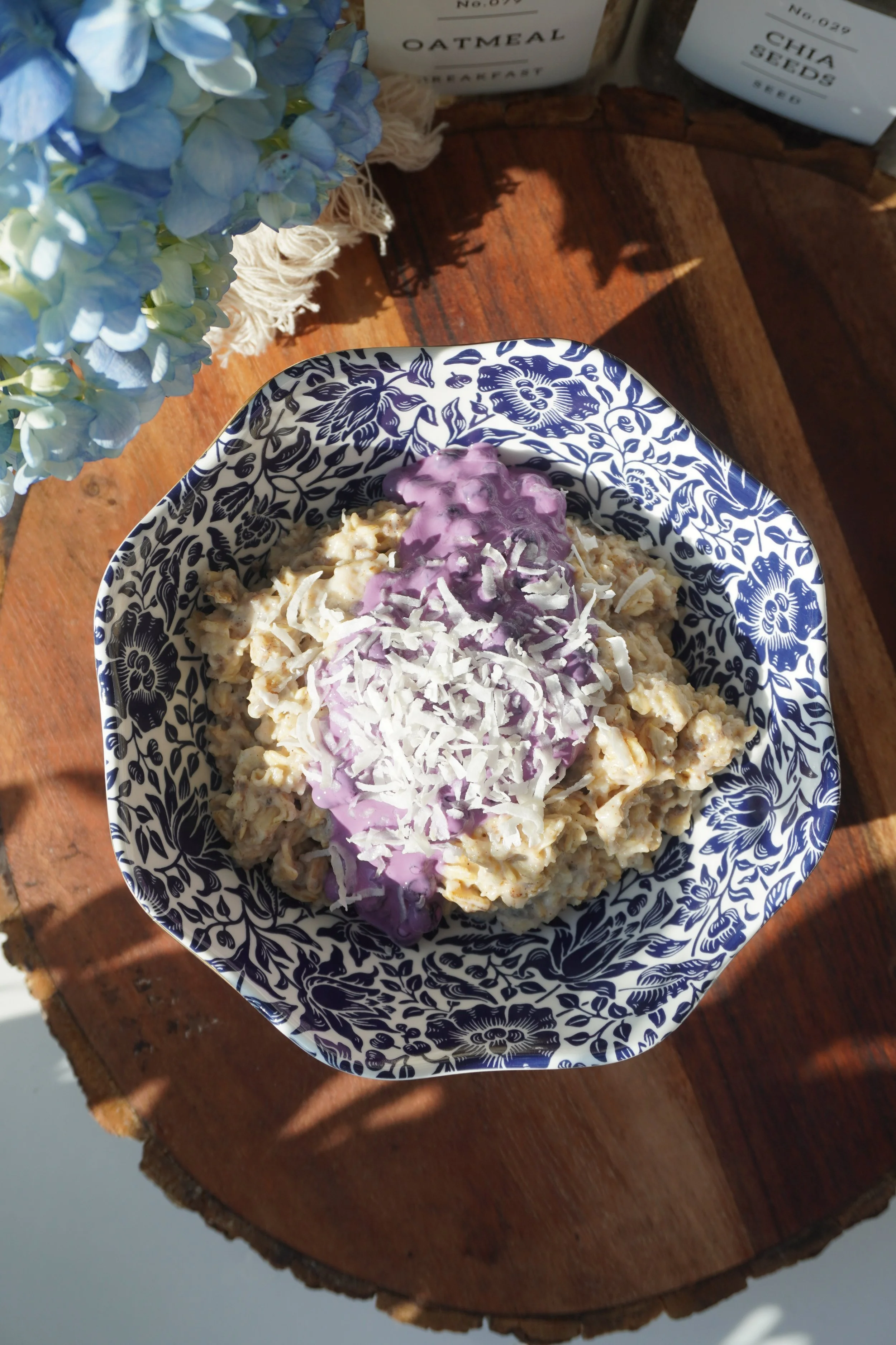 Blueberry &amp; Coconut Oatmeal Bowl