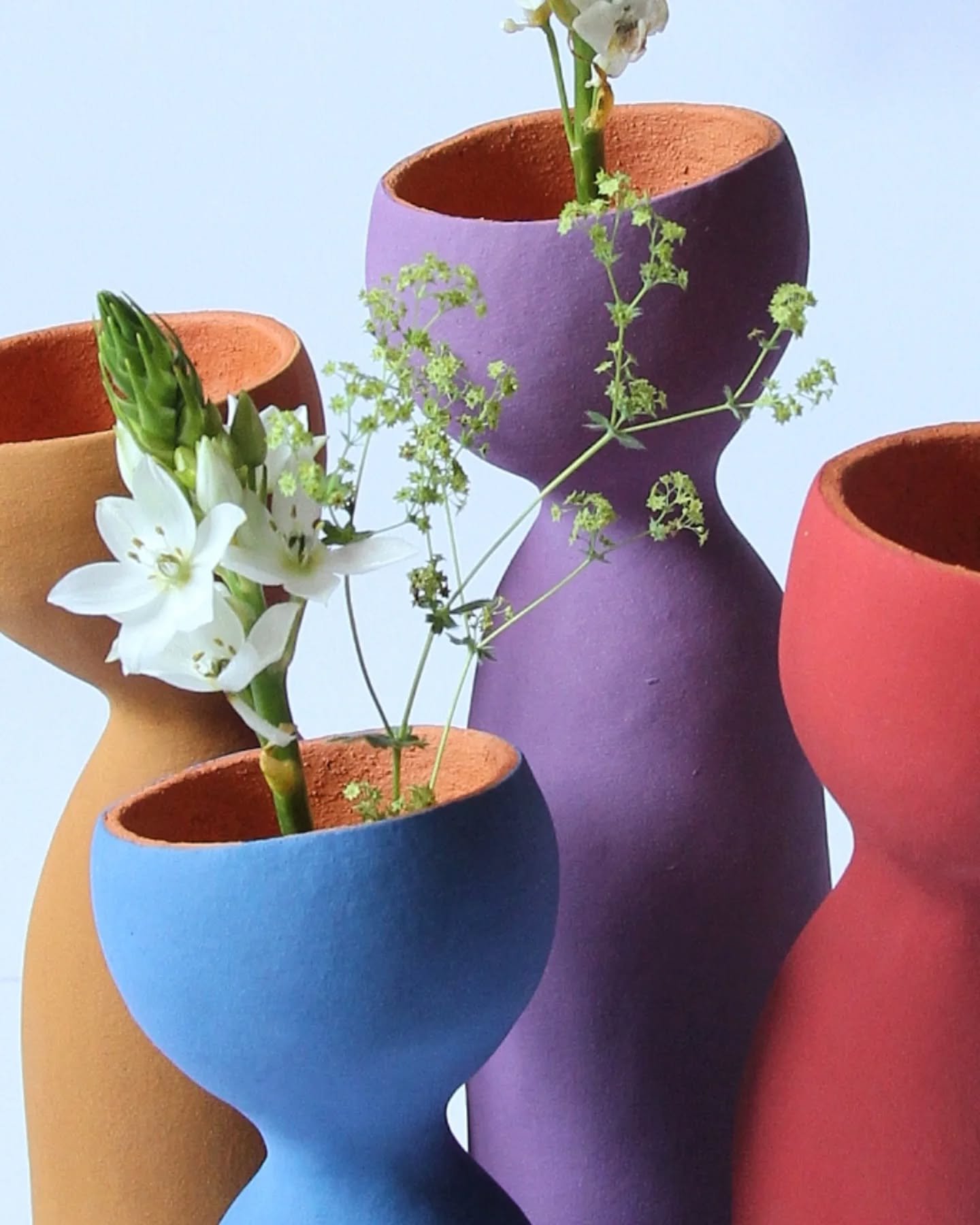 #interiorcolor #flowers #vasedesign #homedecor #interiordecor