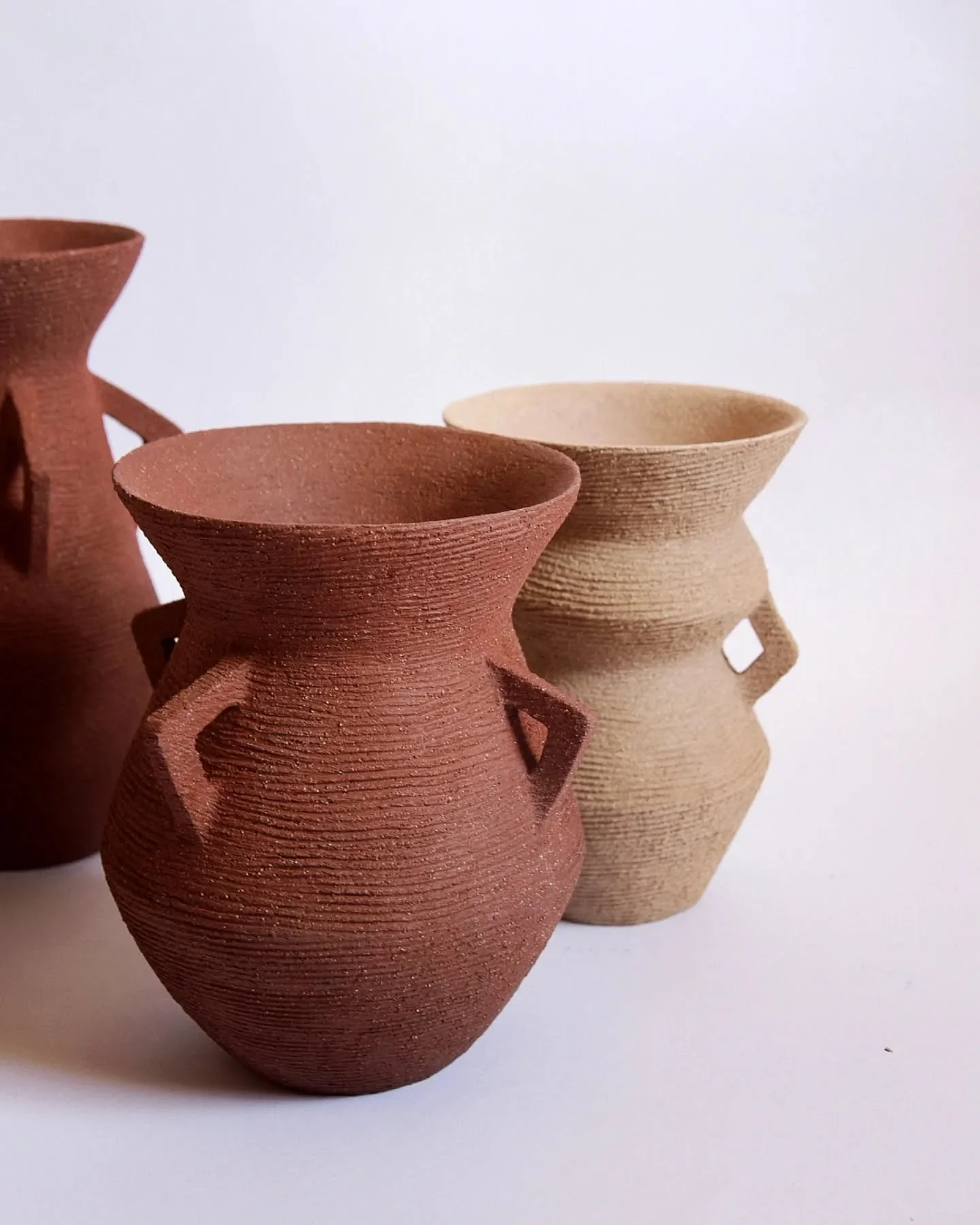 #vasedesign #homedecor #contemporaryceramics #interiordecor #clayart